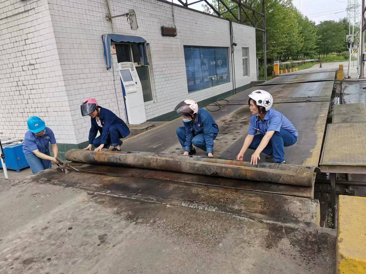 ��䓻��������Ȼ�_  ���Ĳ�����䓳�