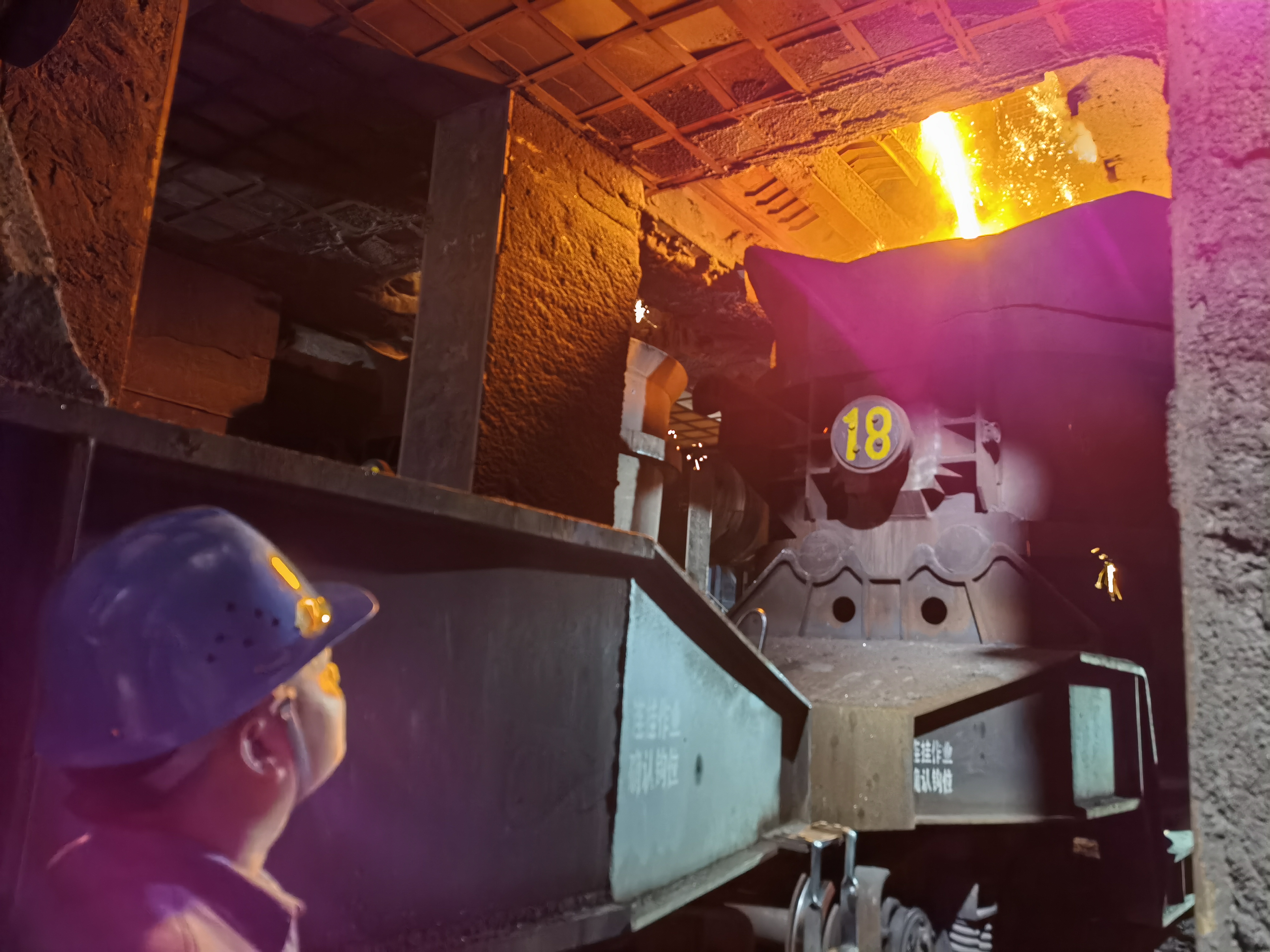 ��ҹ�Ђb���c����䓳��ǹ⡱