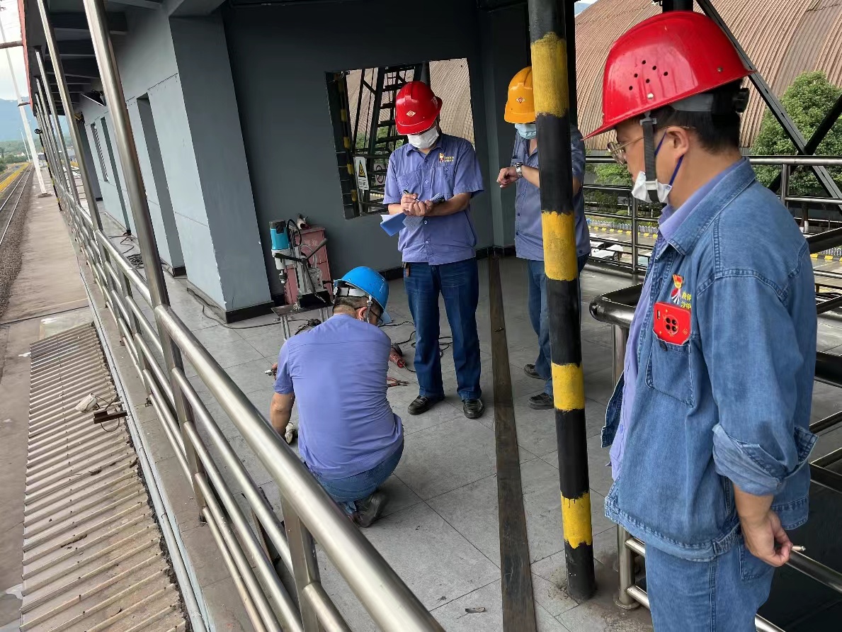 逐級(jí)抓落實(shí)，強(qiáng)化安全管理“雙層”韌性