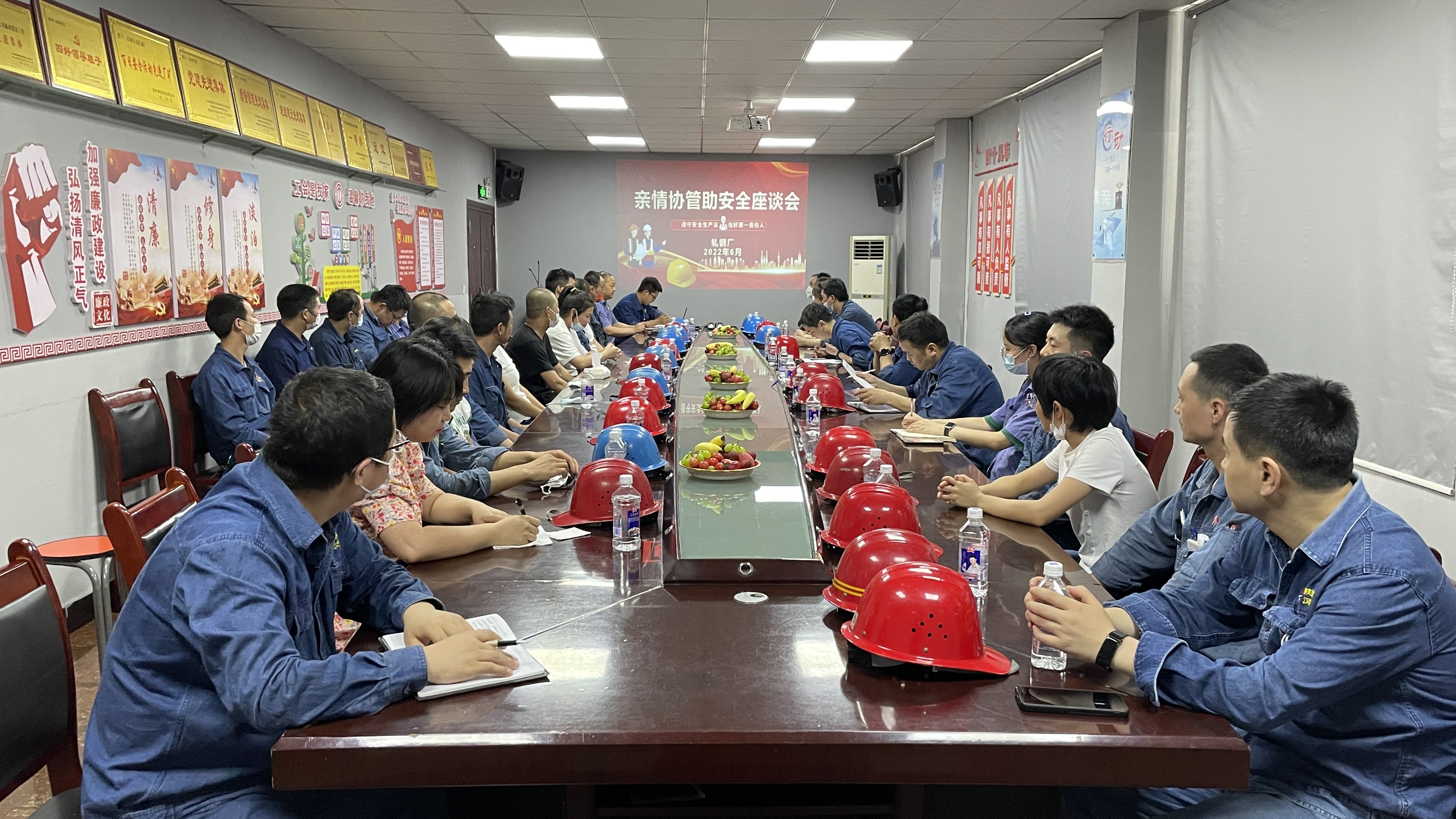 ���m(x��)�x�ܣ�׌���h���t�����롰�����{��