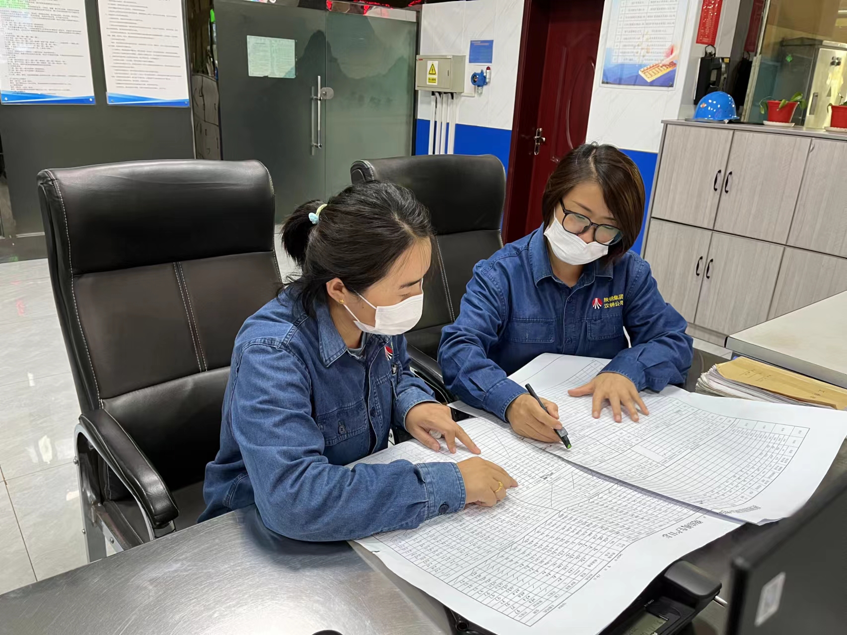 劉玉仙:一枚“燃燒”的鋼花 劉玉仙:一枚“燃燒”的鋼花