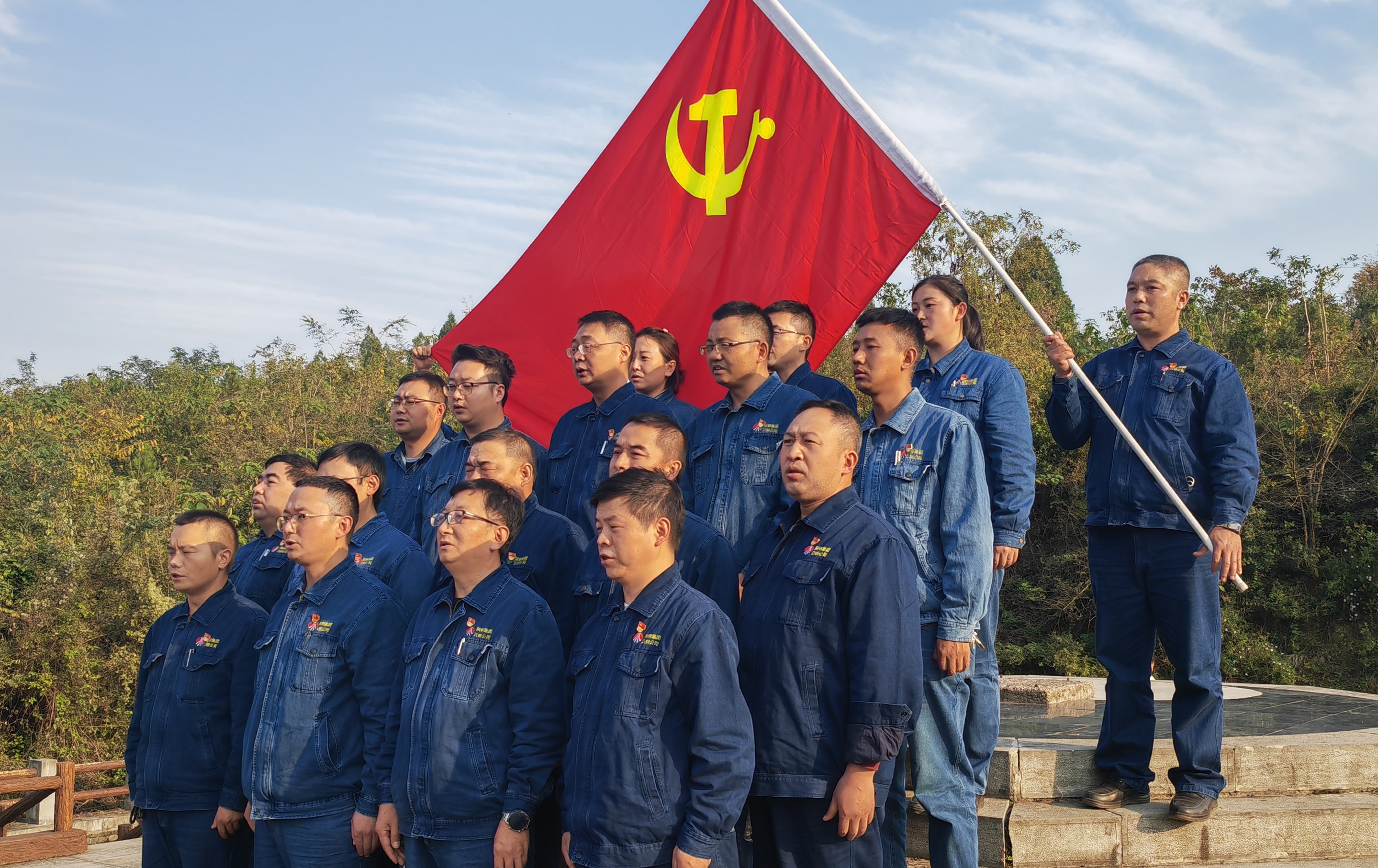 主題黨日這樣過,“黨味”十足 主題黨日這樣過,“黨味”十足