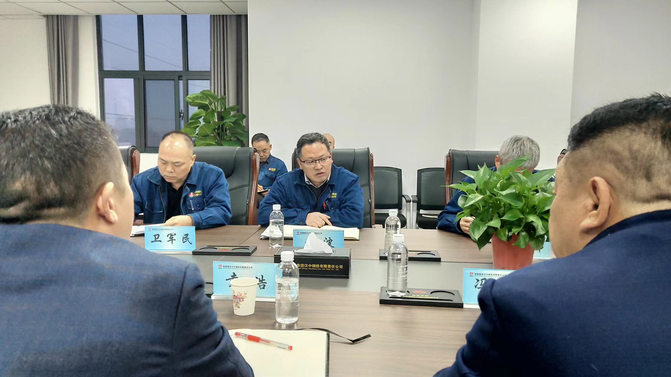 甘肅浩海煤化董事長馮對成,韓城公司常務副總經理袁浩一行到公司座談 甘肅浩海煤化董事長馮對成,韓城公司常務副總經理袁浩一行到公司座談