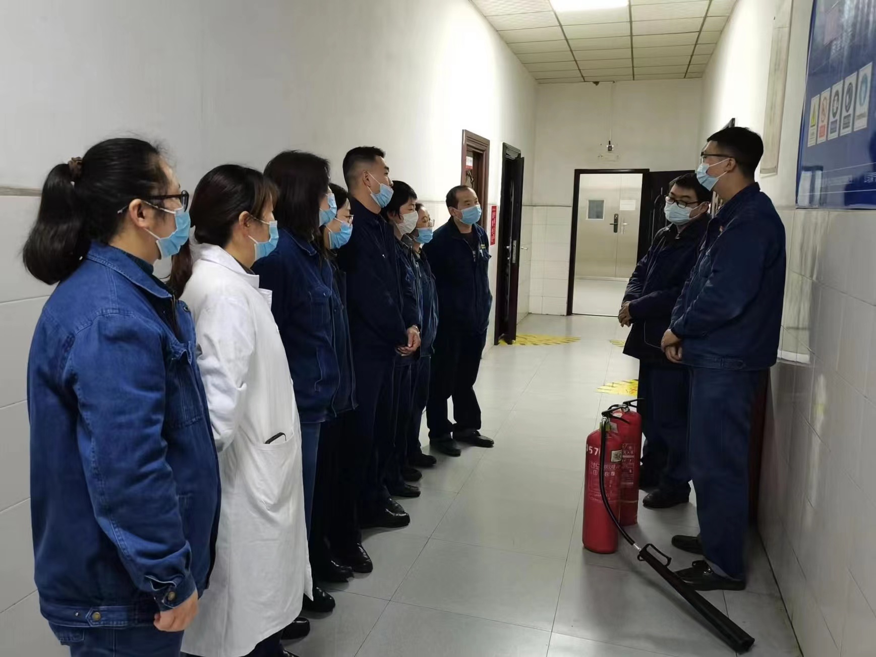 ���ݾ������u��һ׃����������