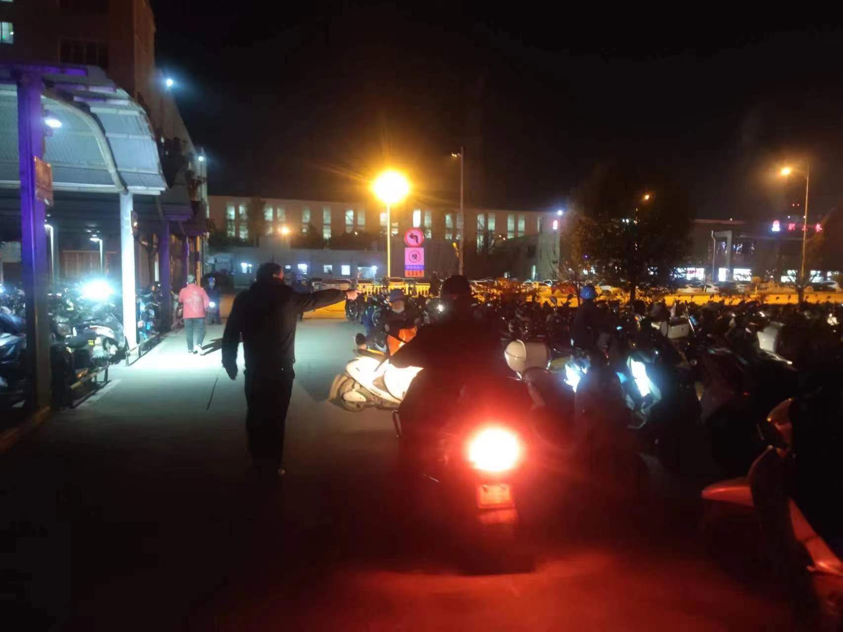 鋼城戰“疫”的那些時刻……