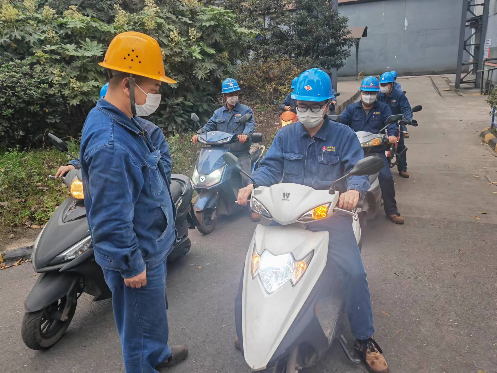 打好“組合拳”,共織“安全網” 打好“組合拳”,共織“安全網”