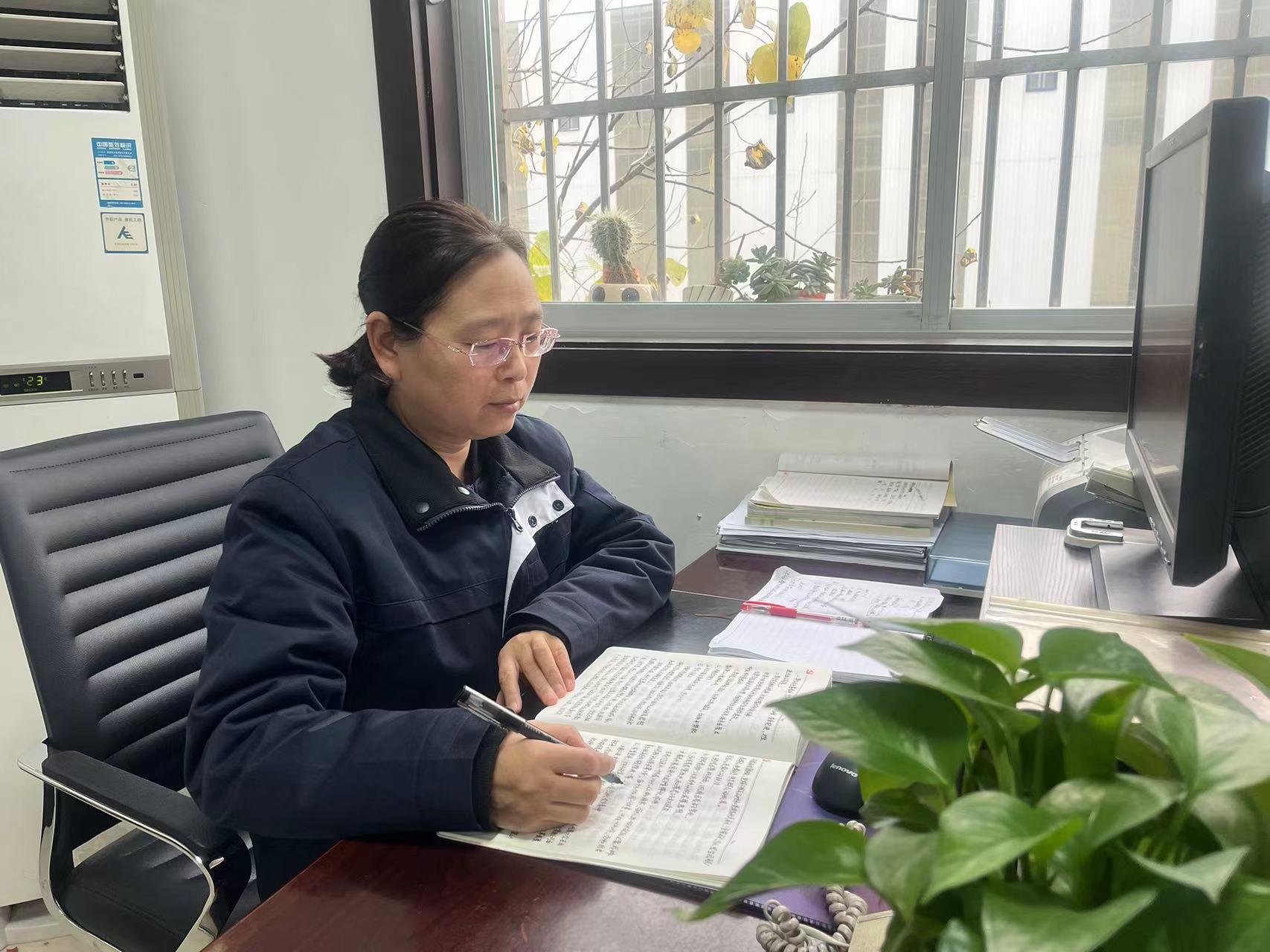 永葆初心 奮勇前行 為企業改革發展添力賦能--學習陜鋼集團黨委書記、董事長楊海峰來漢鋼公司宣講黨的二十大精神時的講話有感 永葆初心 奮勇前行 為企業改革發展添力賦能--學習陜鋼集團黨委書記、董事長楊海峰來漢鋼公司宣講黨的二十大精神時的講話有感