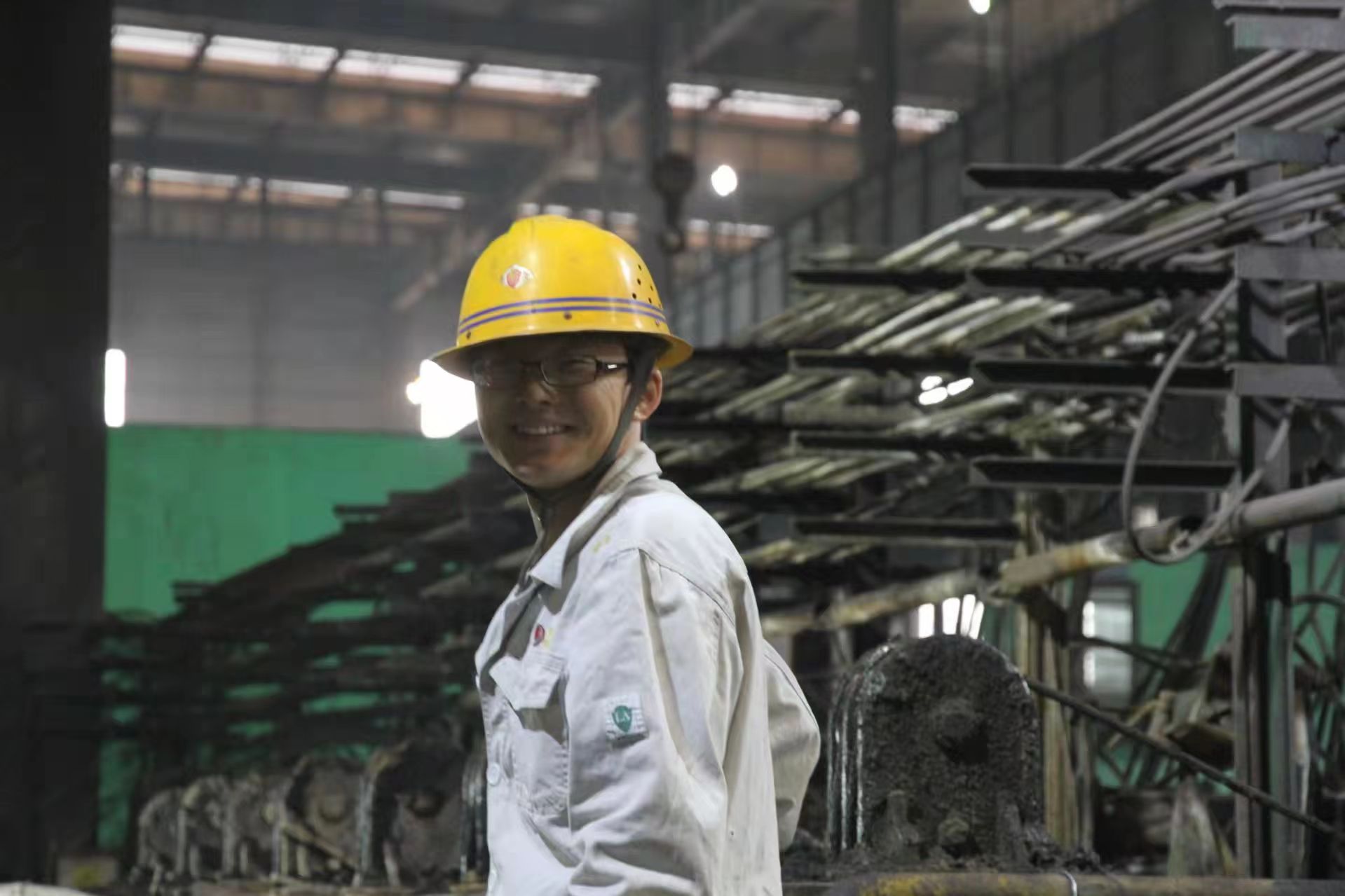 汗水澆鑄熱血 奮斗譜寫(xiě)華章 汗水澆鑄熱血 奮斗譜寫(xiě)華章