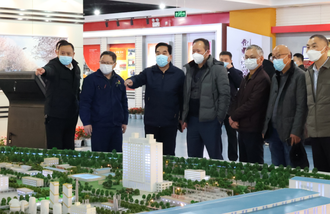 ���K���������N���F�������������ټ��F�����L���|һ�е���˾�{��