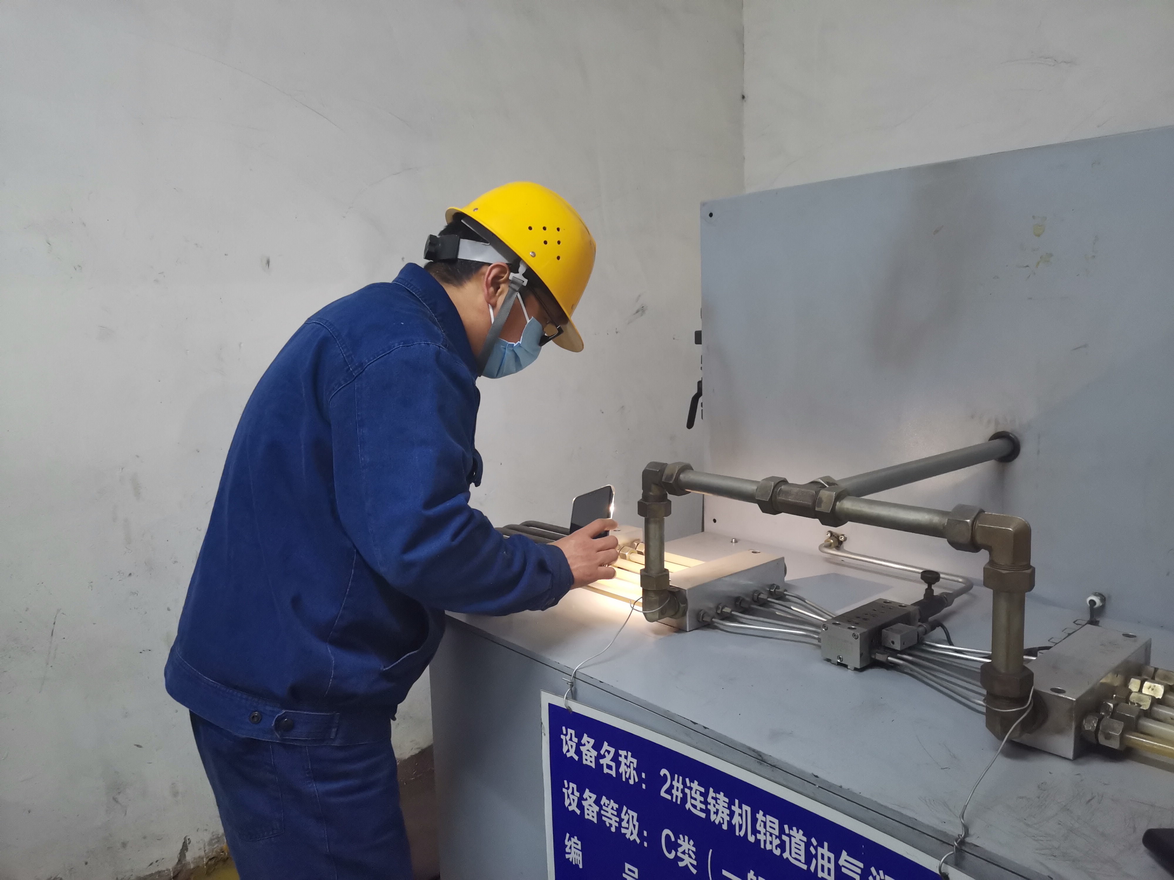 有一種“迎新”的方式叫“堅守” 有一種“迎新”的方式叫“堅守”