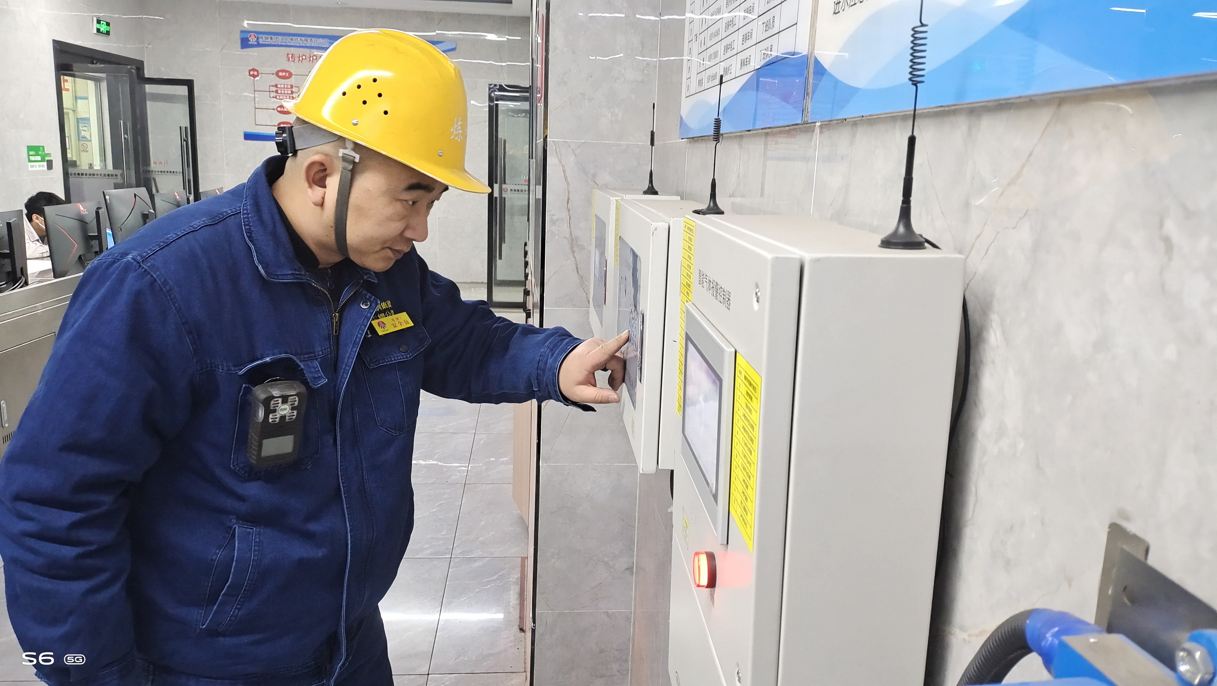 �����������Ρ���������M�־���