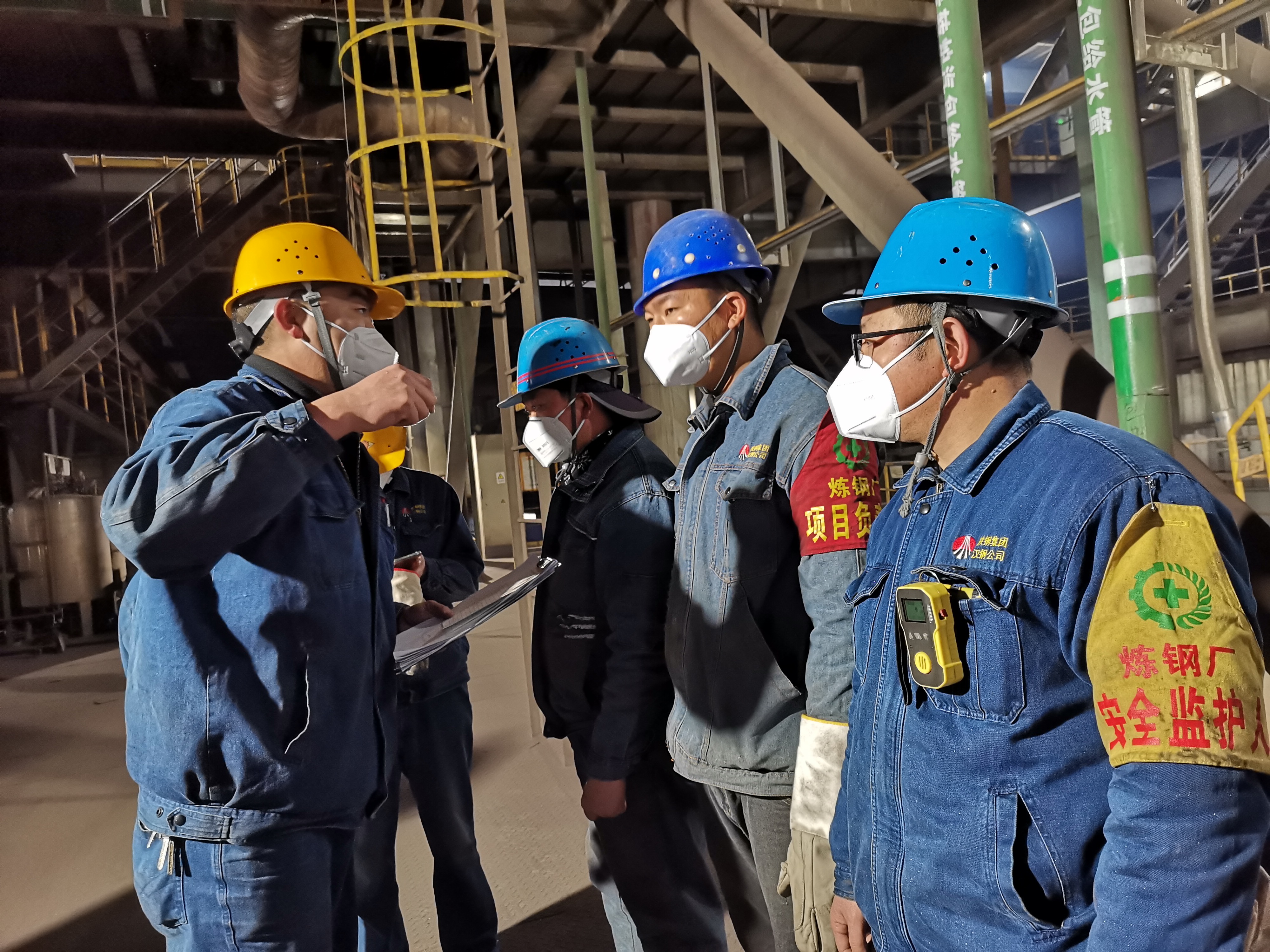 �����������Ρ���������M�־���