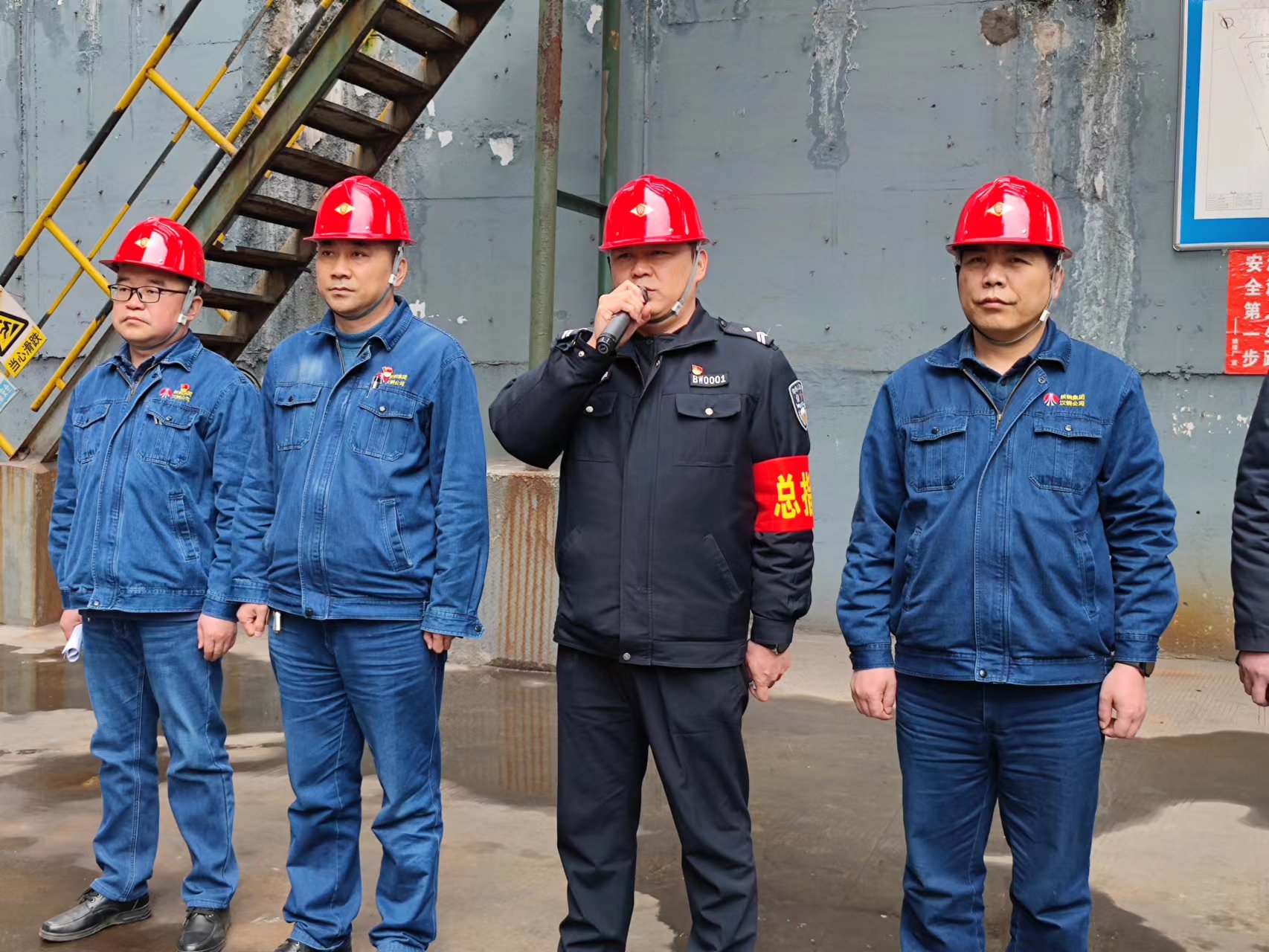 ���ݡ��顰���� ���ݡ��顰�𡱣�һ��ͻ�l�����ݾ��ڝh䓹�˾����