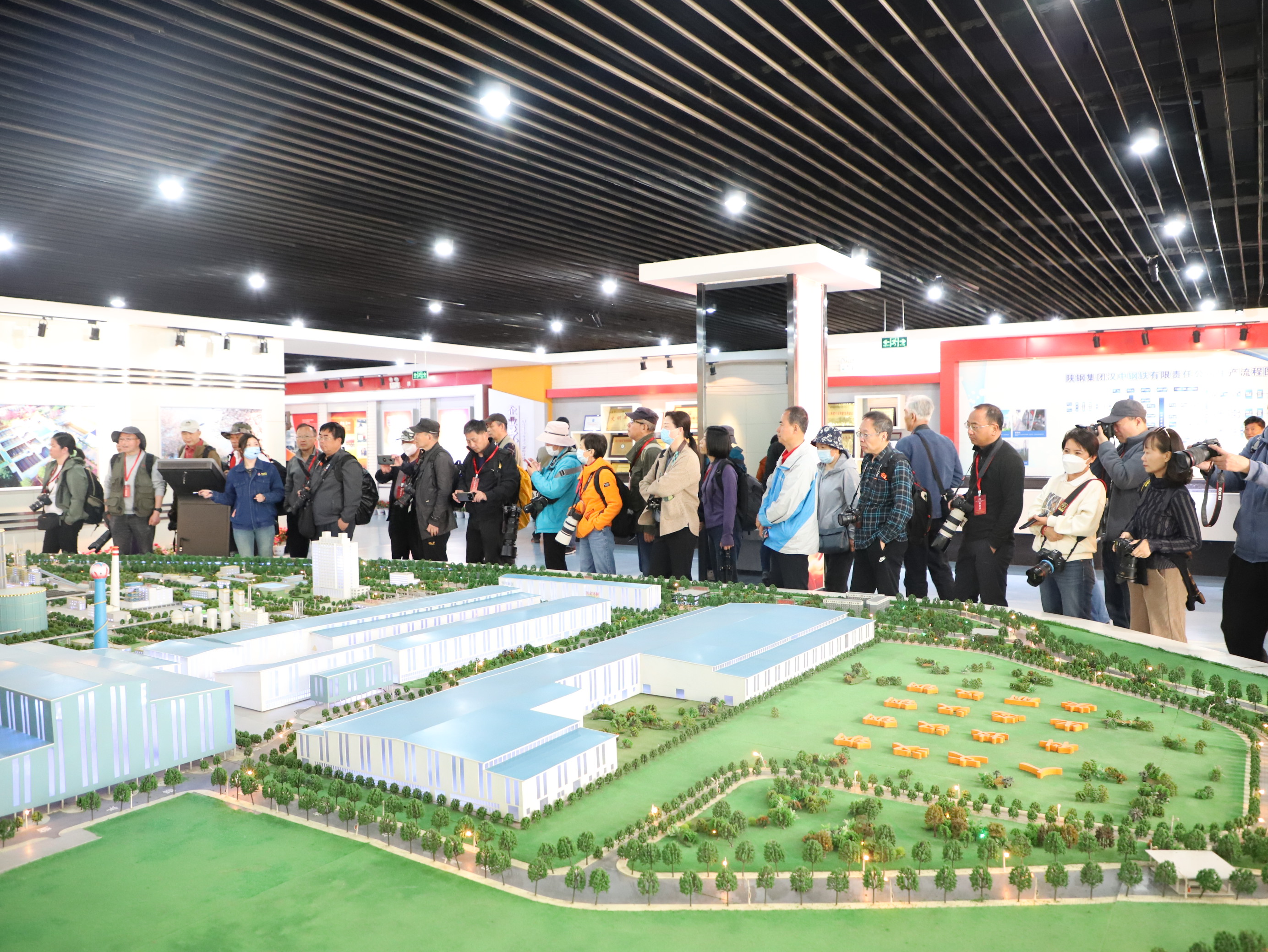 �ھŌ�ȫ�����zӰչ�h�в��L�F����˾�_չ��I���L���