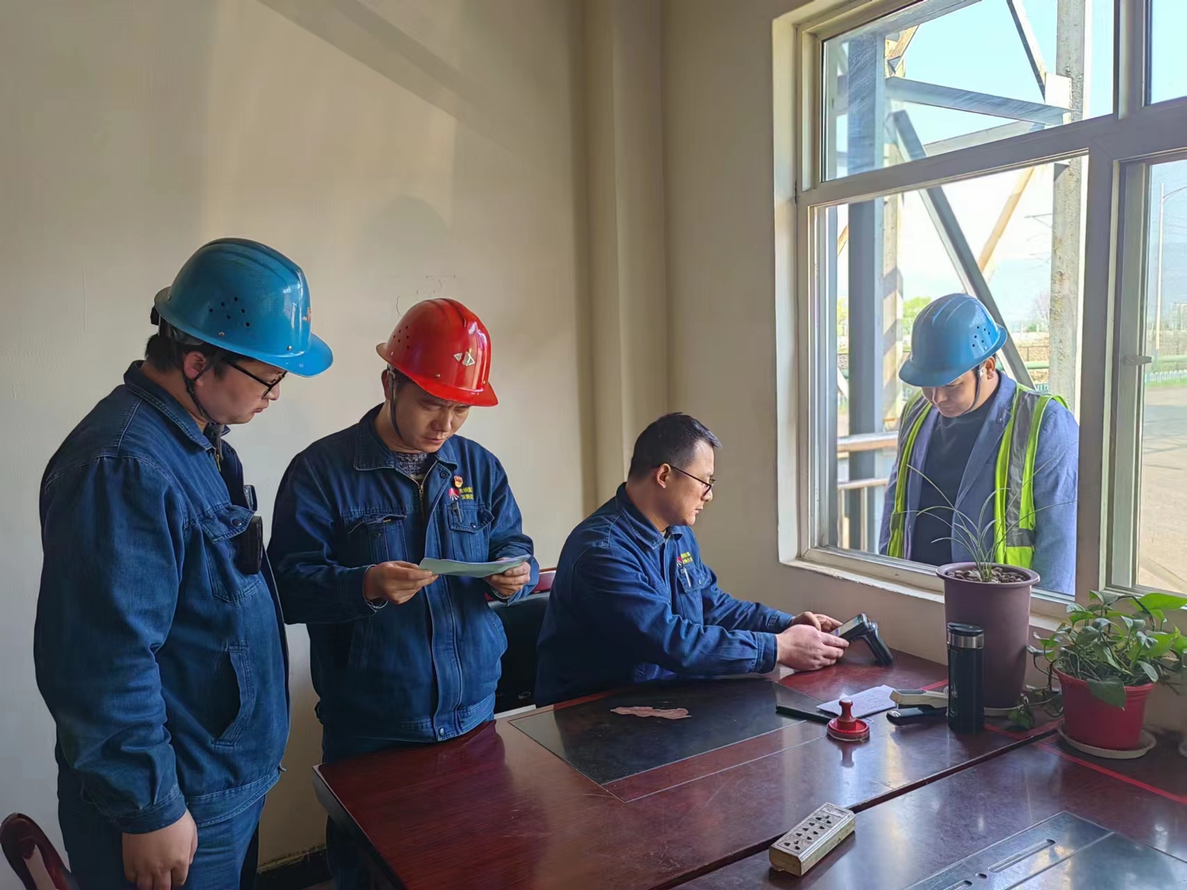 “三管齊下”,推進清廉黨支部建設 “三管齊下”,推進清廉黨支部建設