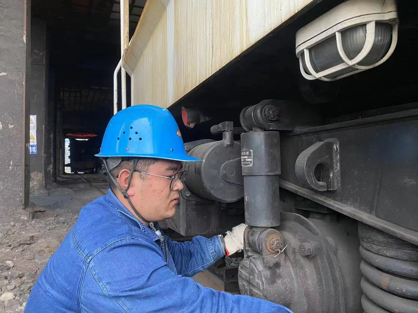 青春的賽道上,他與鐵水“共舞” 青春的賽道上,他與鐵水“共舞”