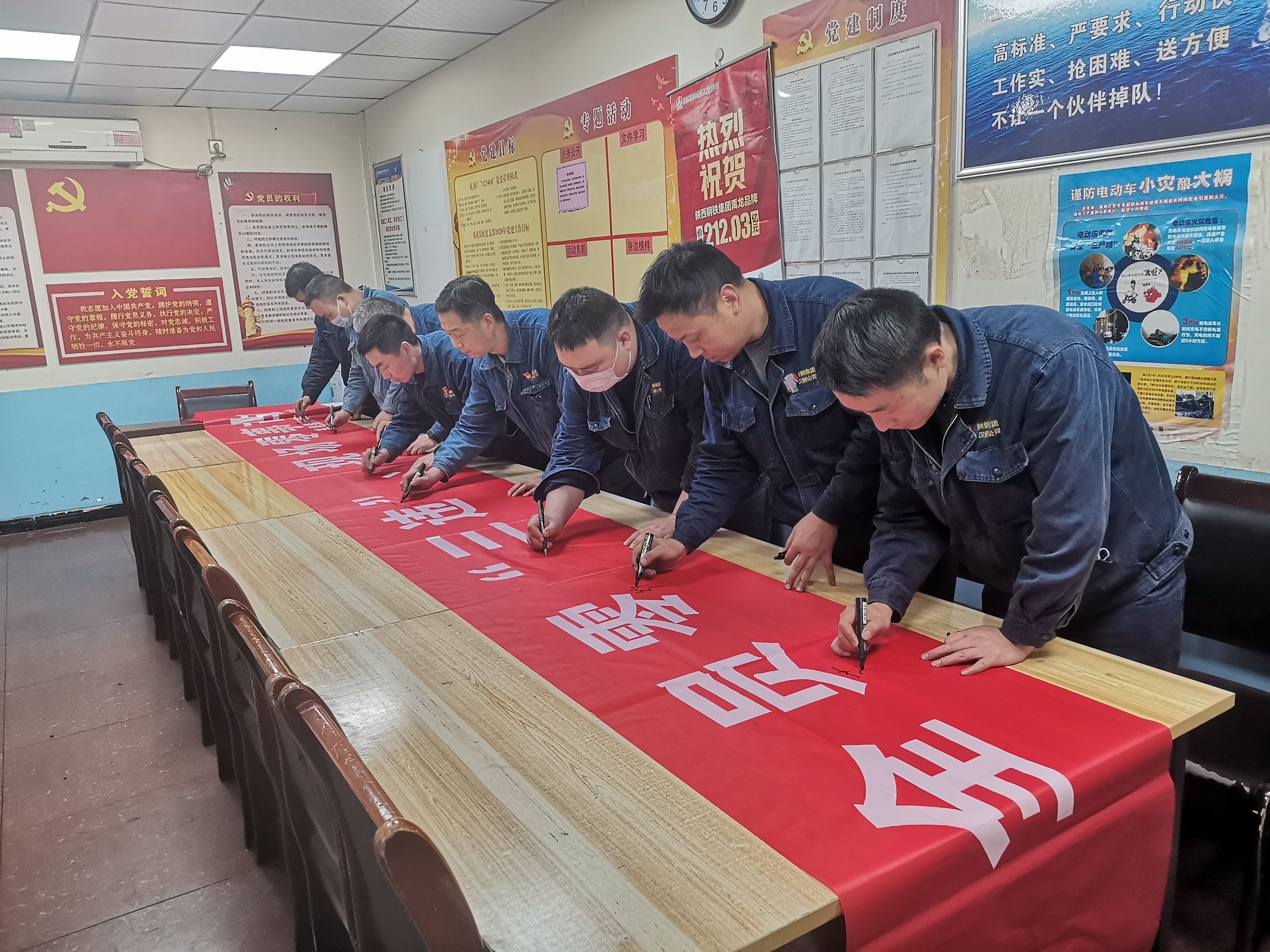 ��ů���_������  ���Ĳ��������v���g