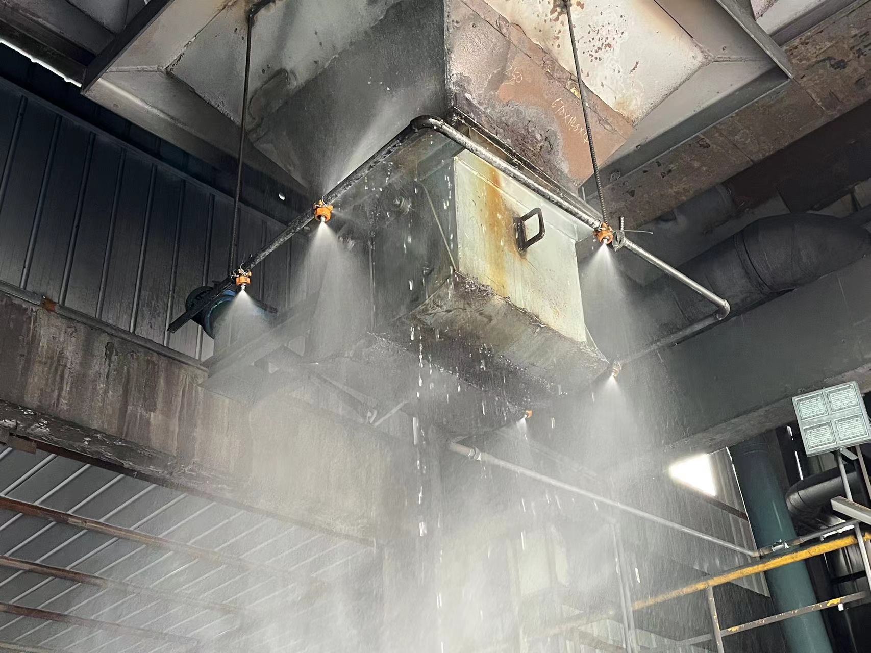 “頭腦風暴”挖出降本“金點子” “頭腦風暴”挖出降本“金點子”