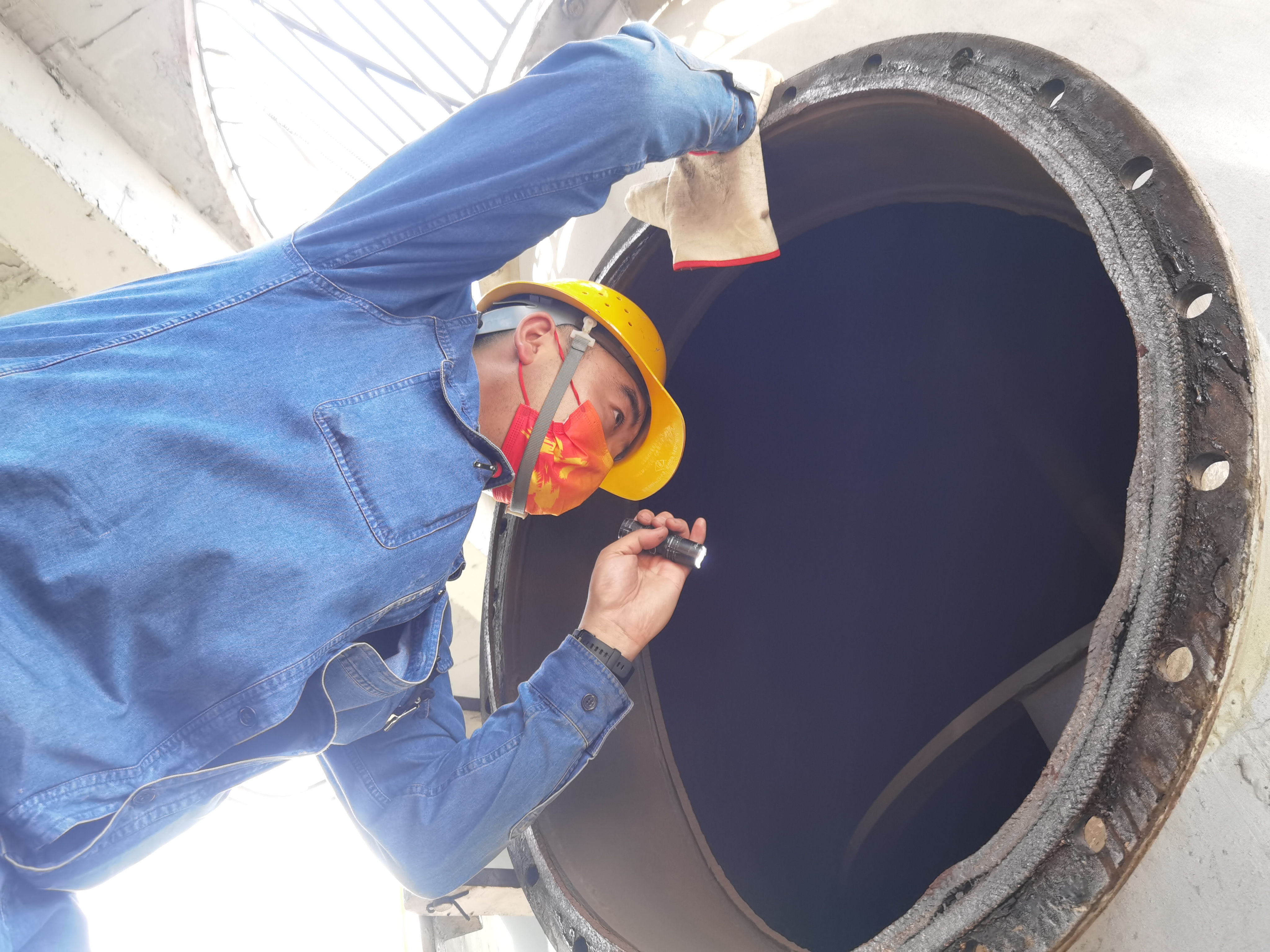 出彩正青春 建功正當時 ——記陜鋼集團2021-2022年度“青年崗位建功能手”李根 出彩正青春 建功正當時 ——記陜鋼集團2021-2022年度“青年崗位建功能手”李根