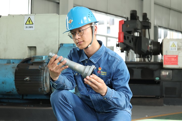 做自己的光 溫暖而有力量 ——記2022年度全國鋼鐵行業“優秀共青團員”姚堯 做自己的光 溫暖而有力量 ——記2022年度全國鋼鐵行業“優秀共青團員”姚堯