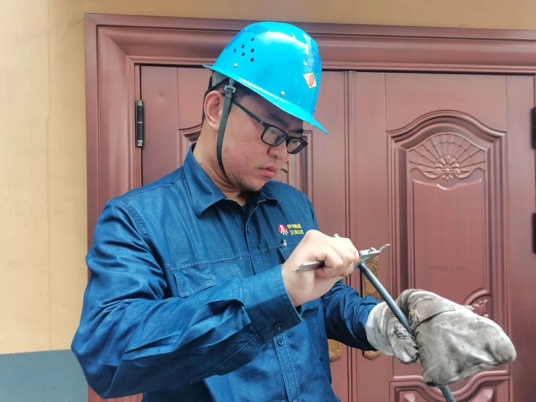 用心培養(yǎng),搭建育才“大平臺” 用心培養(yǎng),搭建育才“大平臺”