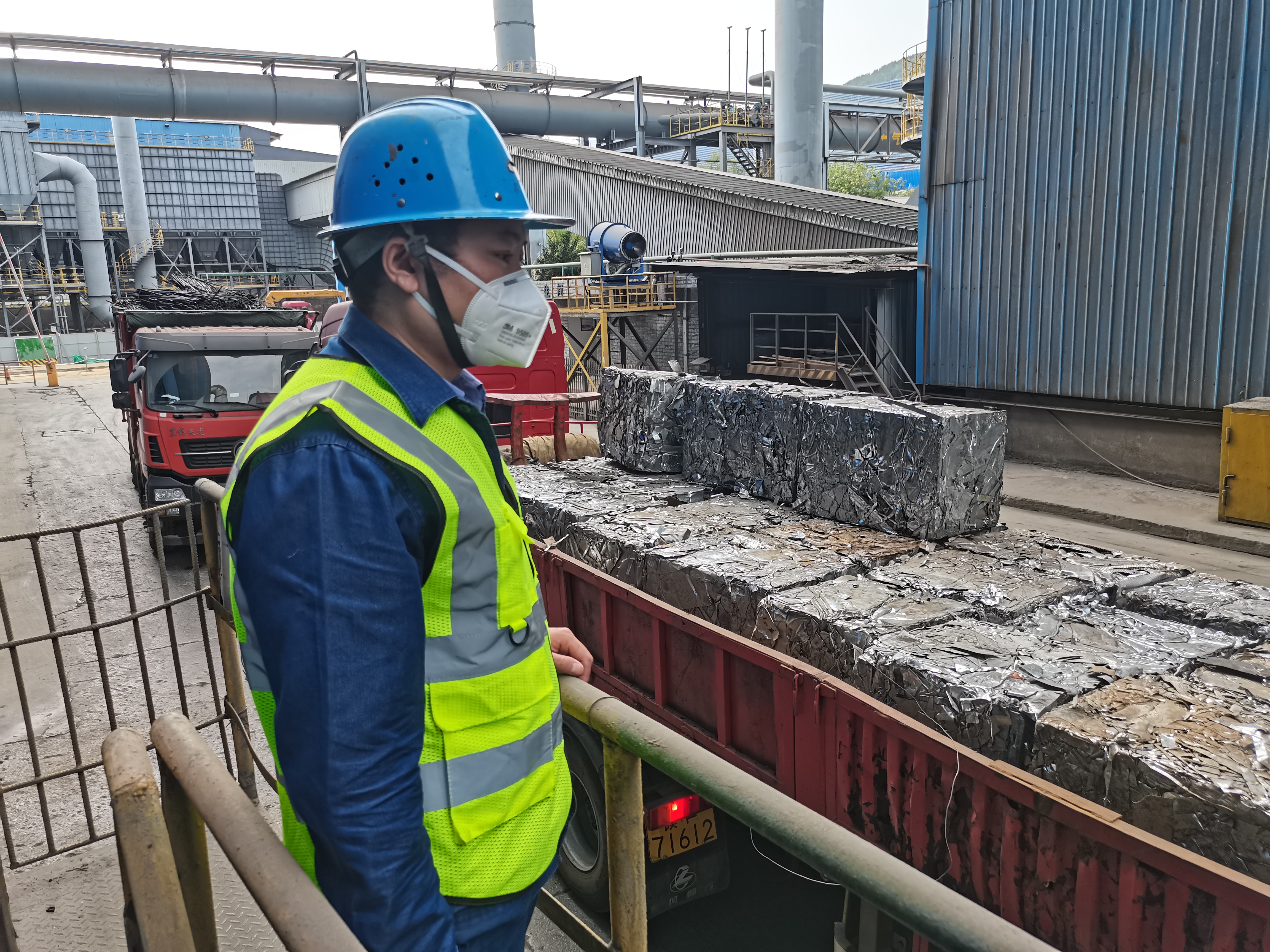 戰高溫、斗酷暑!點贊不服“暑”的漢鋼人 戰高溫、斗酷暑!點贊不服“暑”的漢鋼人