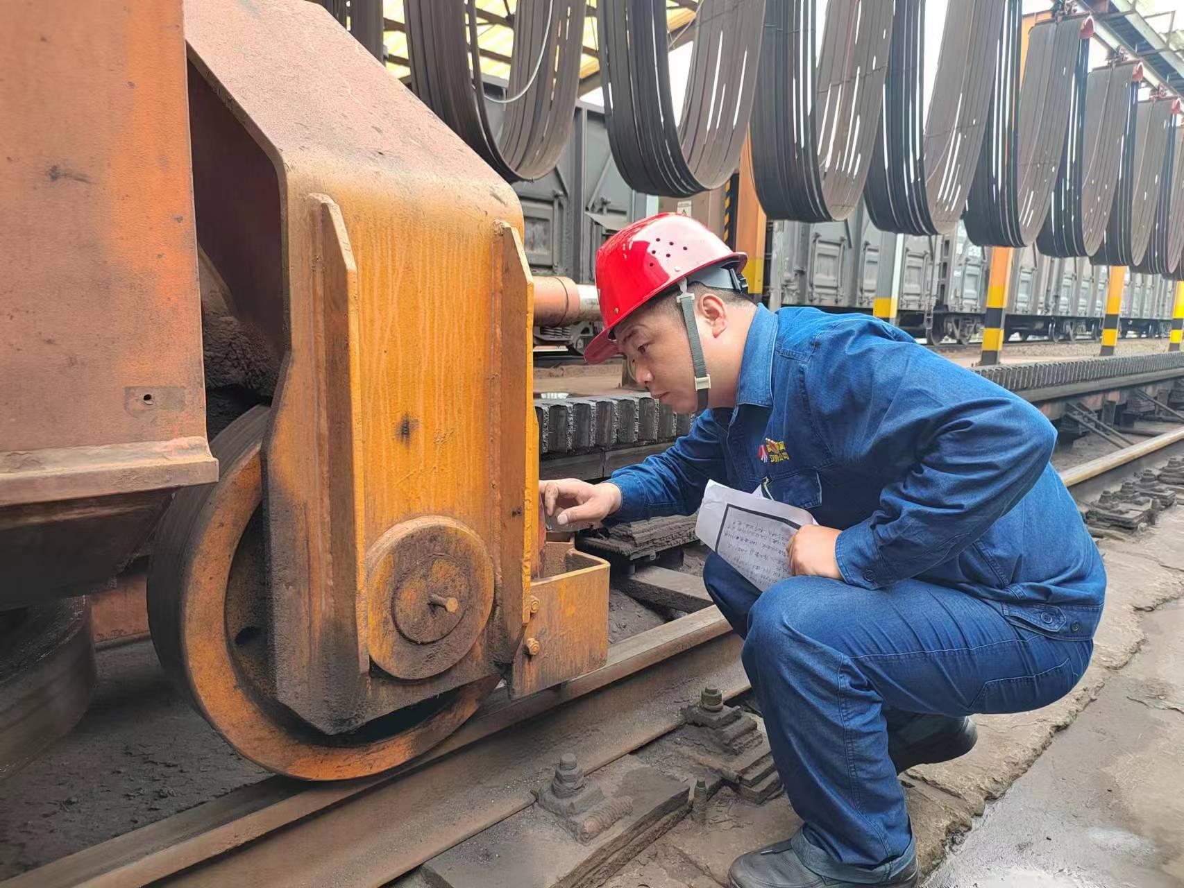 擦亮青春底色,看他燒不完的“三把火” 擦亮青春底色,看他燒不完的“三把火”