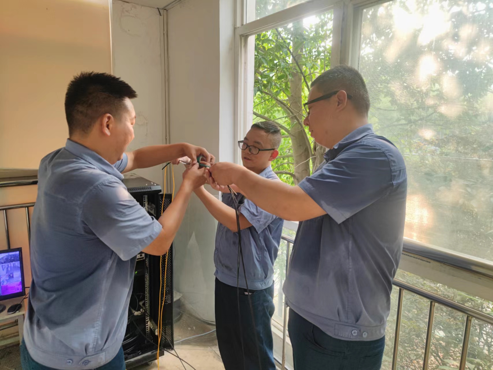 無懼“烤驗”!“秋老虎”和設備人的battle時刻 無懼“烤驗”!“秋老虎”和設備人的battle時刻