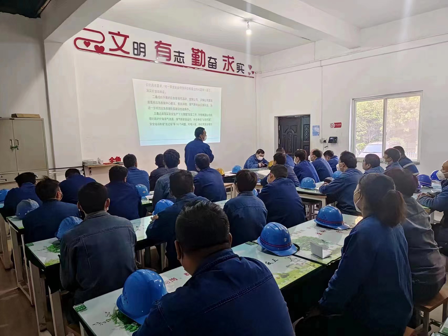 �����{���^�������˲Űl(f��)չ����