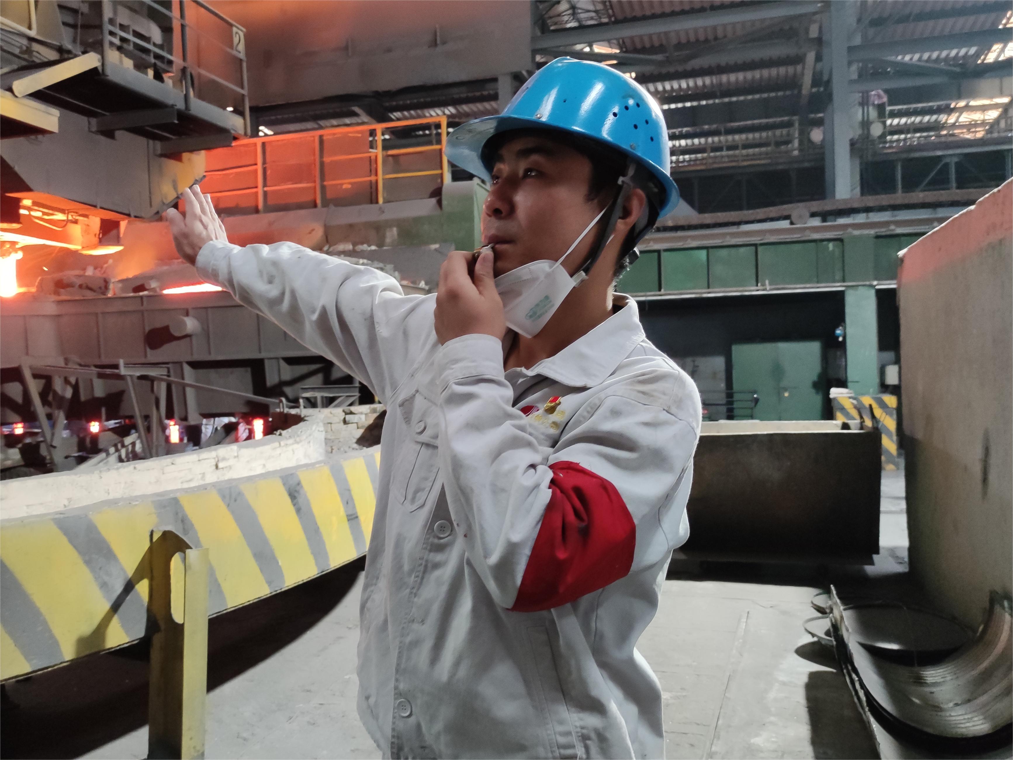 瞧,這有一群“可愛”的人~ 瞧,這有一群“可愛”的人~