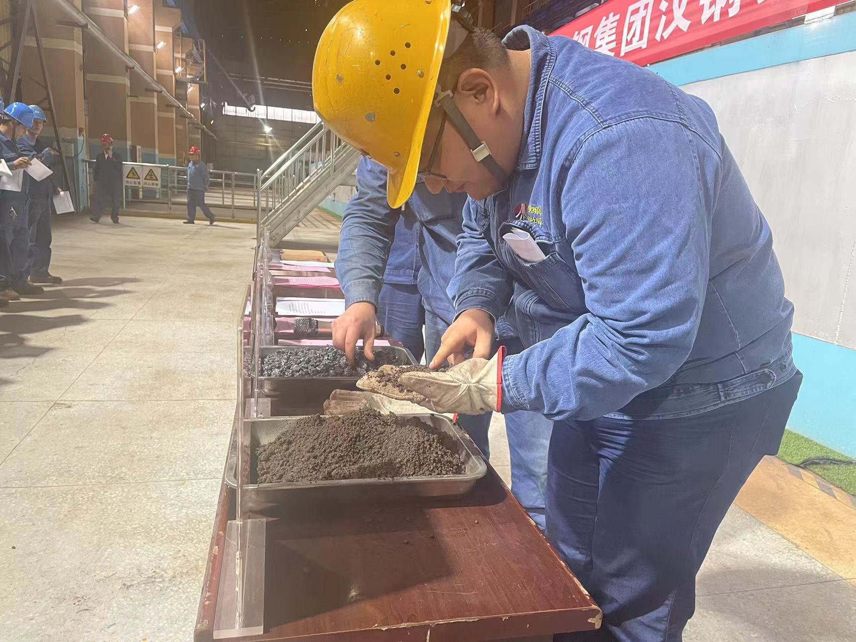 ����İ�M�@�ӡ�����