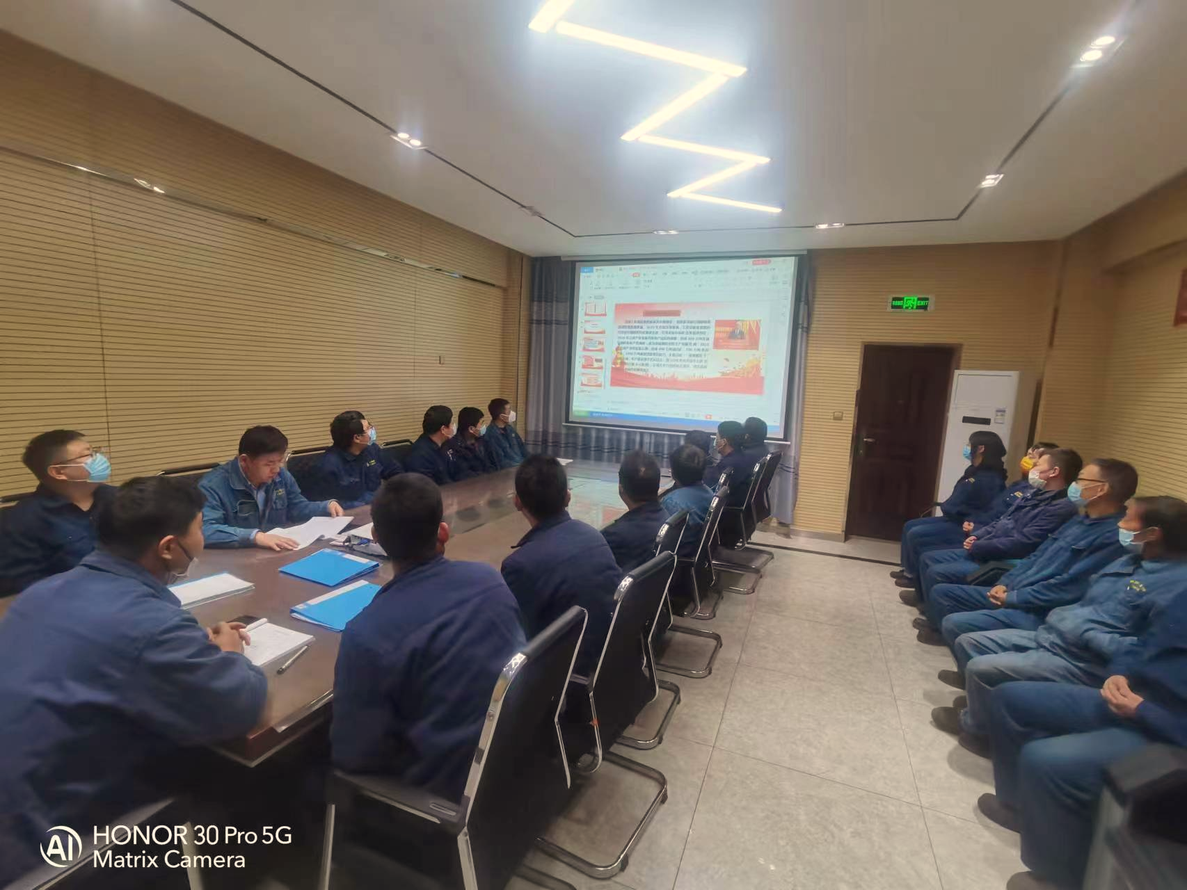 �h䓹�˾�@Щ��M�֫@����