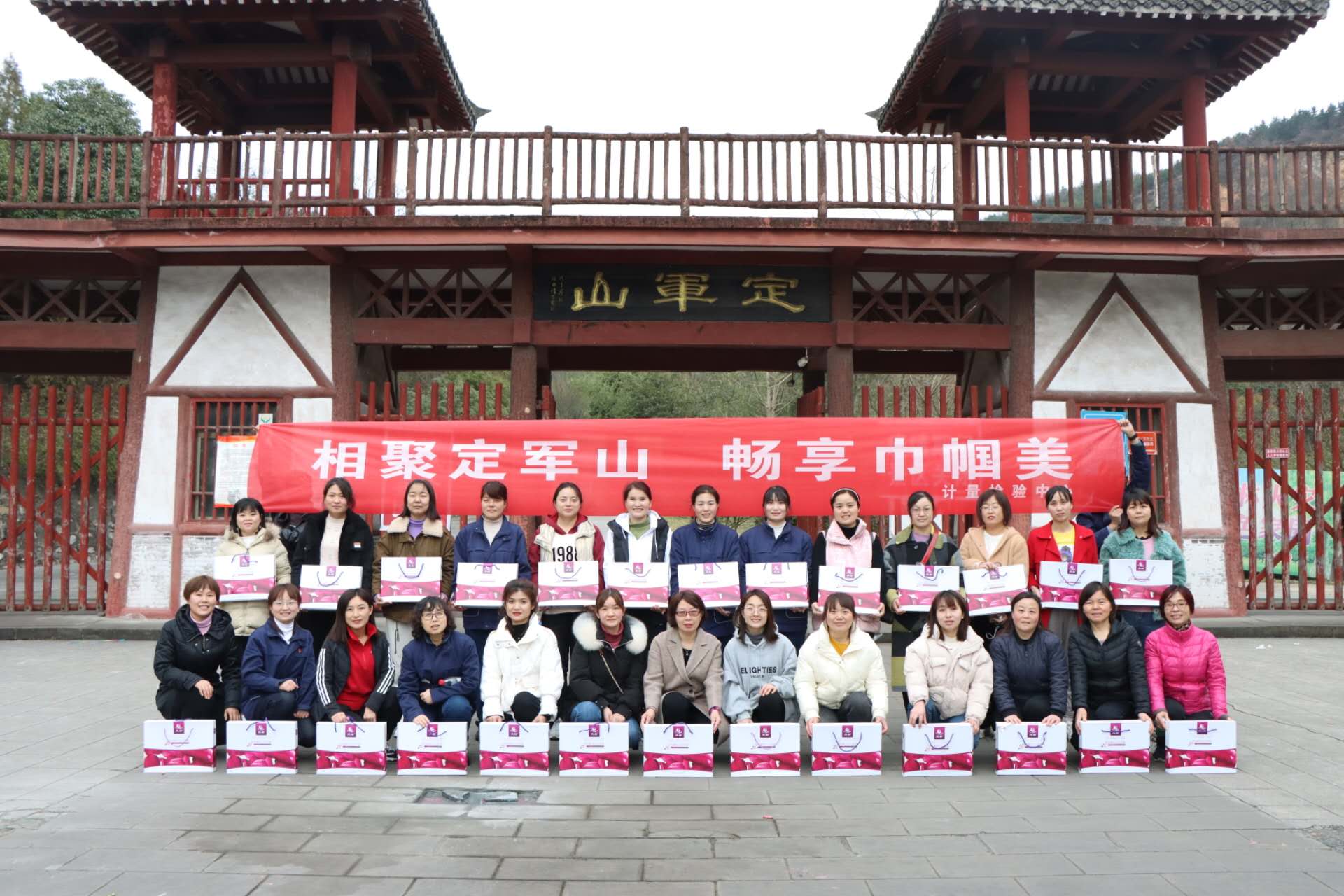 �h䓹�˾�@Щ��M�֫@����