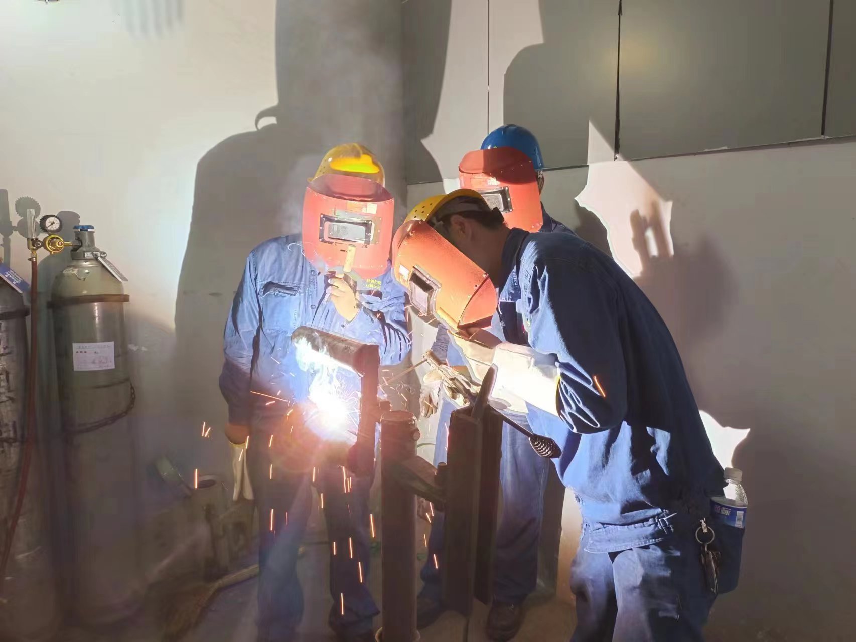 “小手筆”寫活班組建設“大文章”