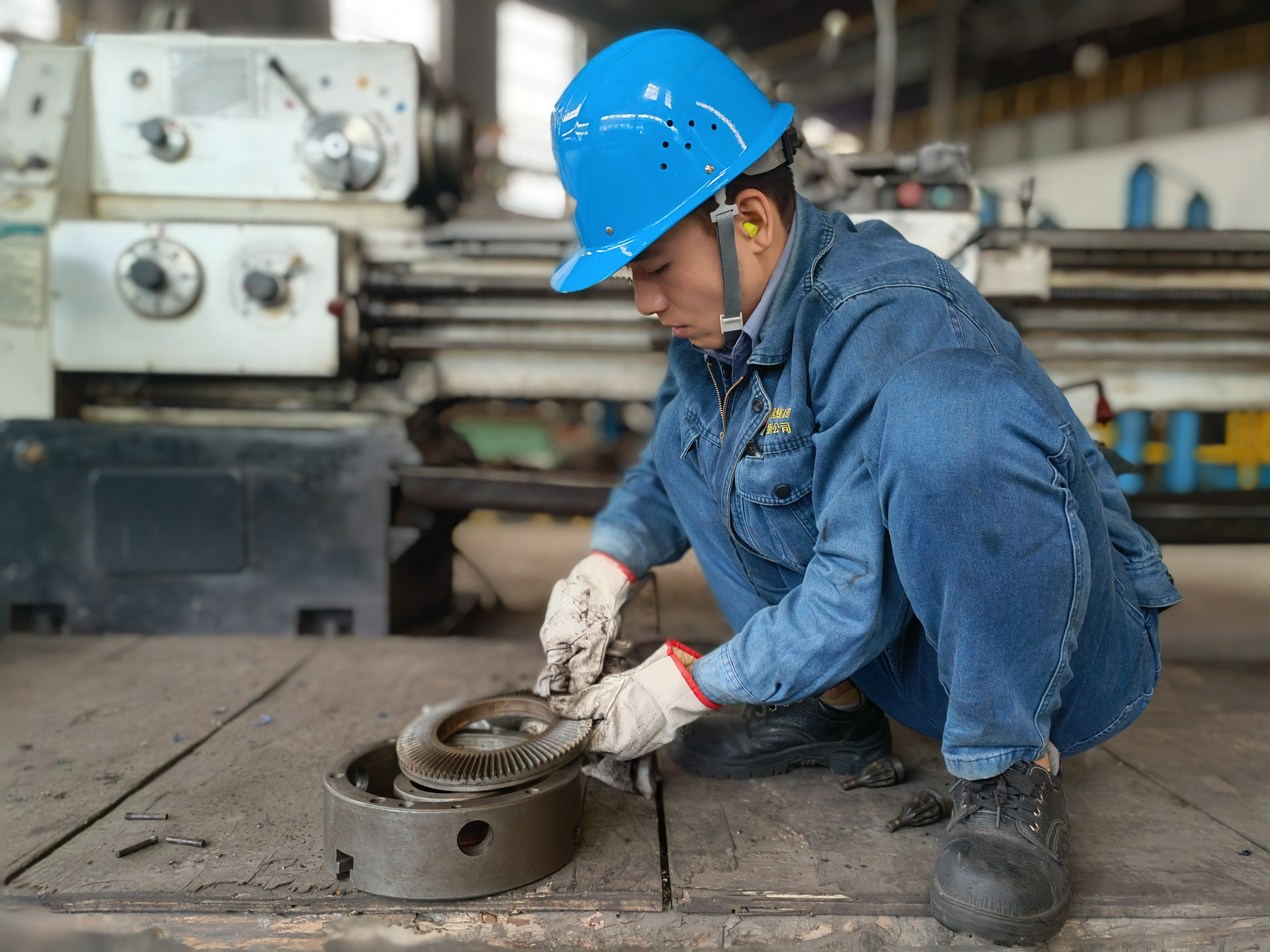 瞧!這個(gè)班組超“硬核” 瞧!這個(gè)班組超“硬核”