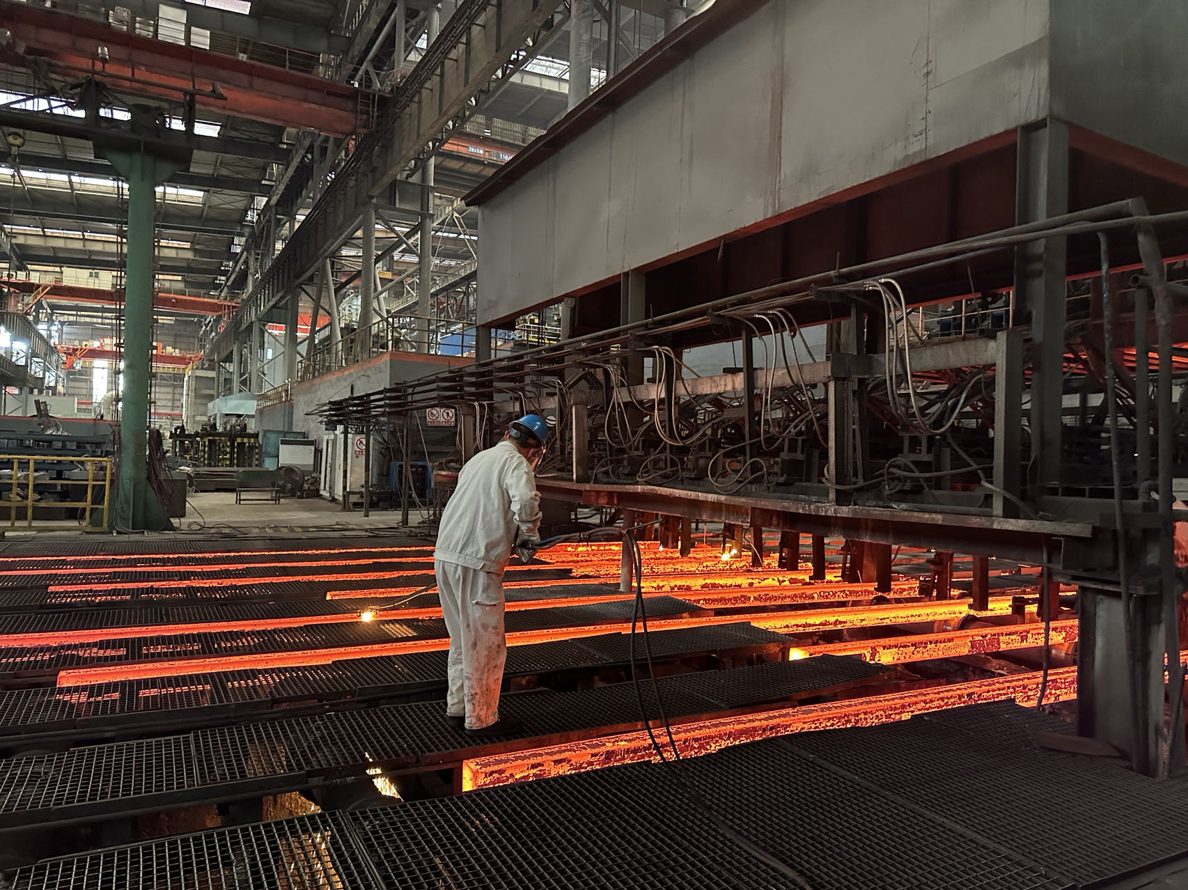 ���cҹ�Ĉ��أ��������M���ʮ���r��