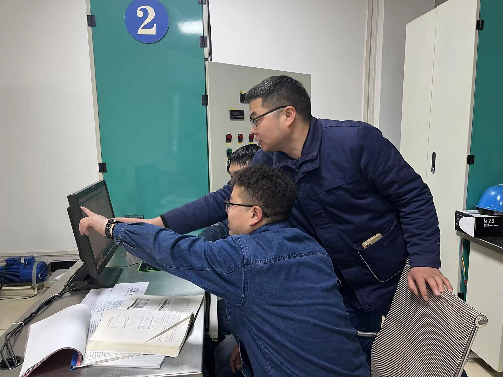 設備專班“注”入保障新動力 設備專班“注”入保障新動力