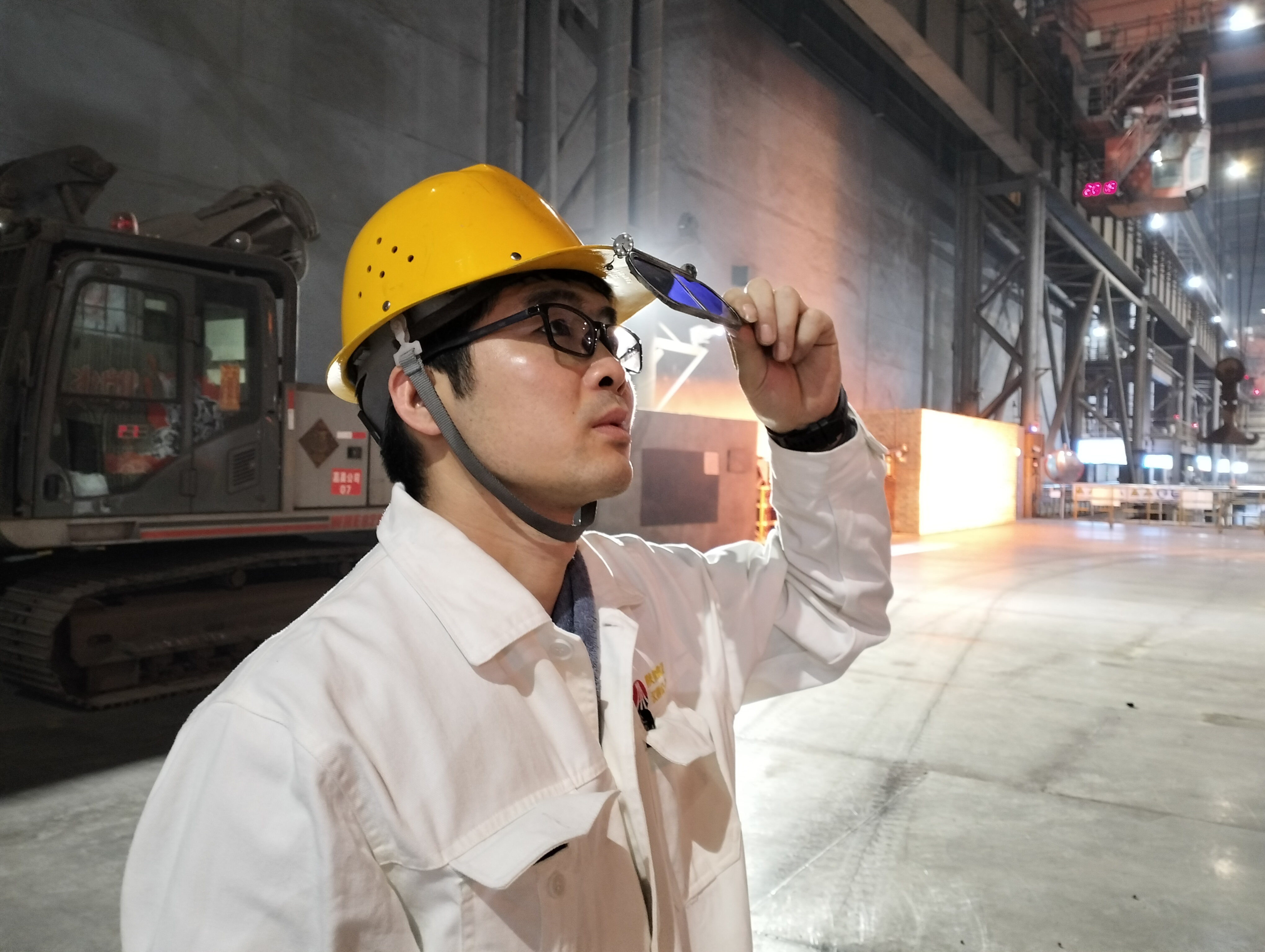 追夢十年“鋼鐵俠” 追夢十年“鋼鐵俠”