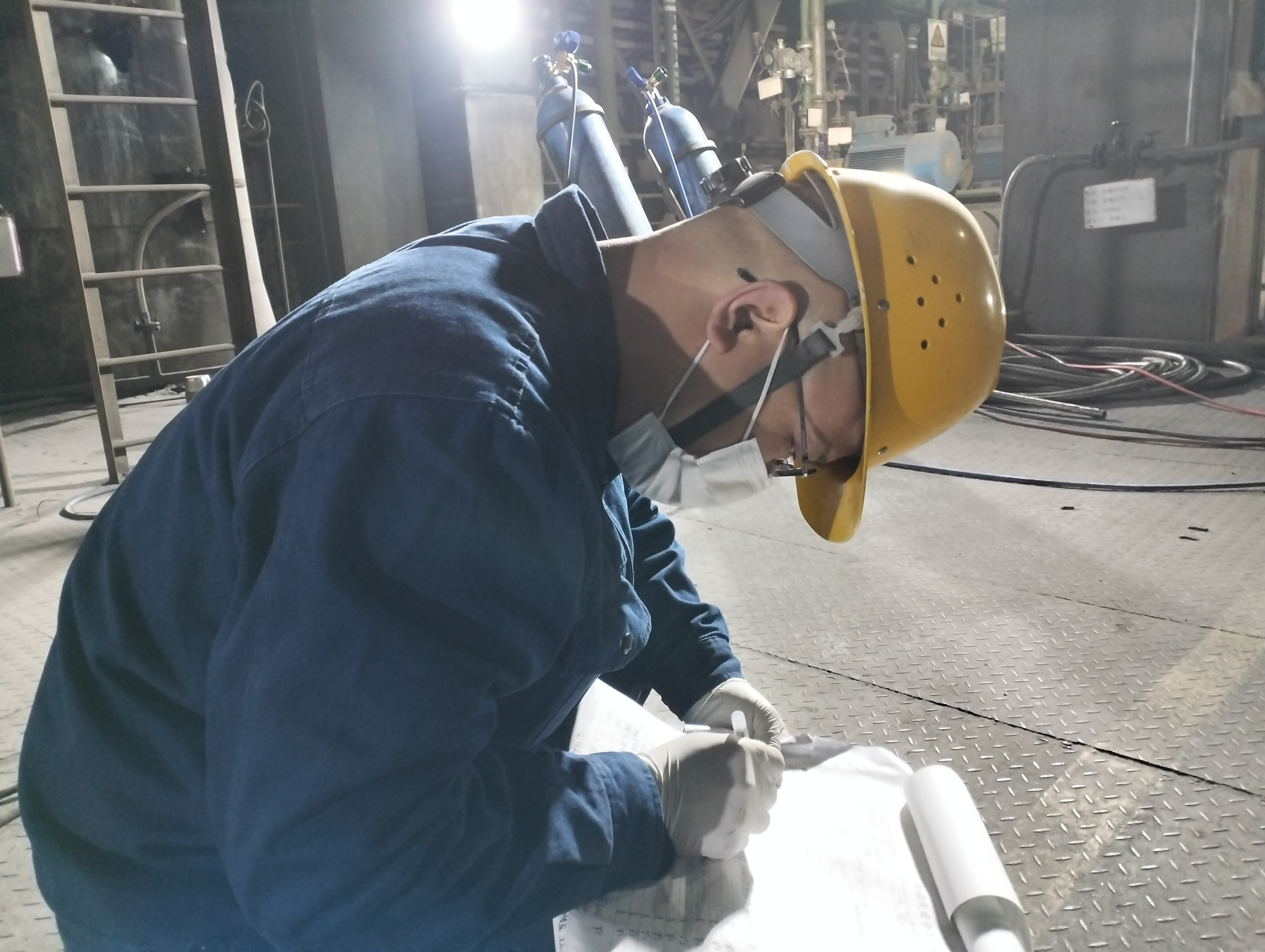 鏖戰(zhàn)嚴(yán)寒,乘著“冬”風(fēng)戰(zhàn)檢修 鏖戰(zhàn)嚴(yán)寒,乘著“冬”風(fēng)戰(zhàn)檢修