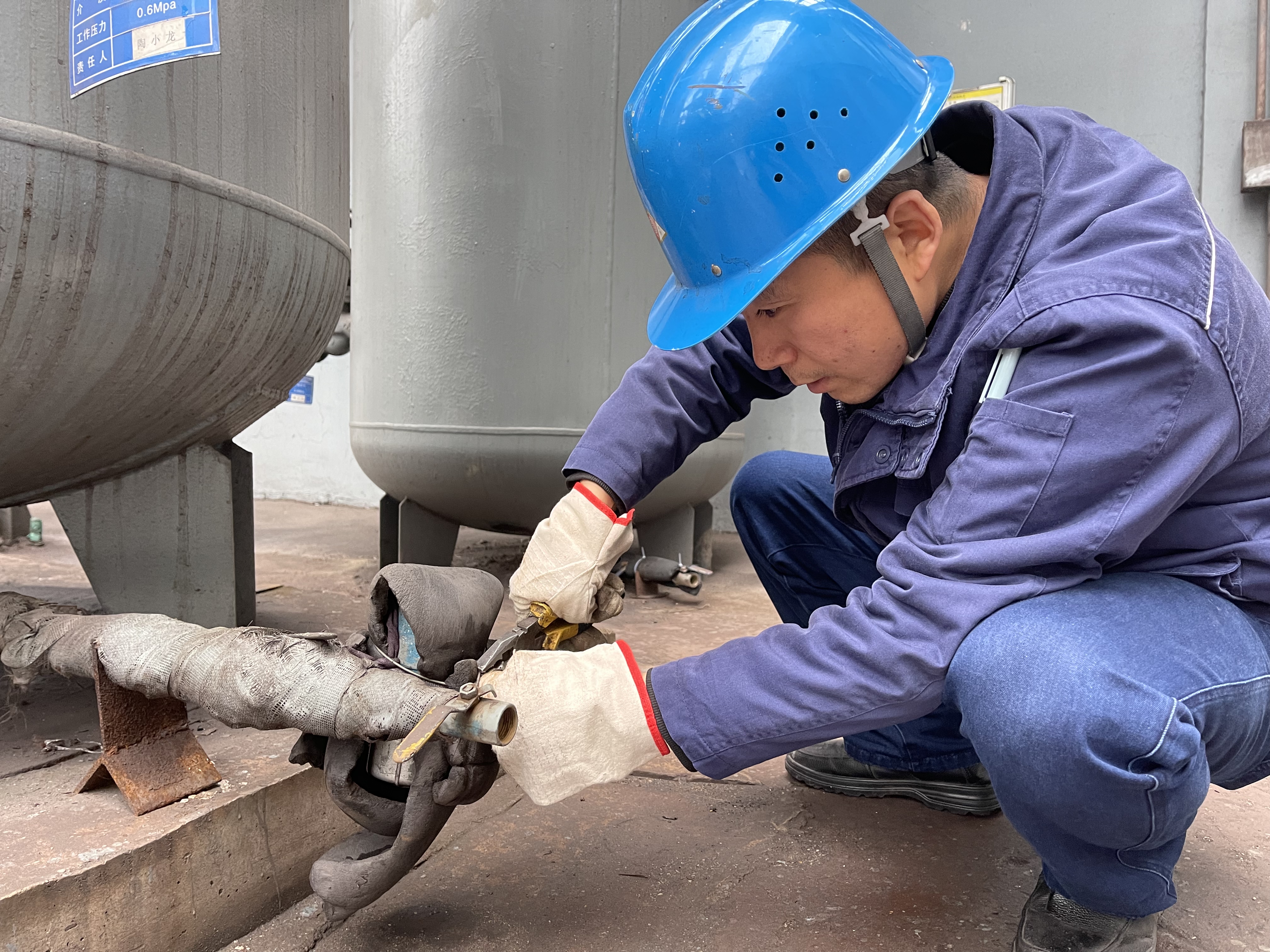 ���L�еġ��z���{��