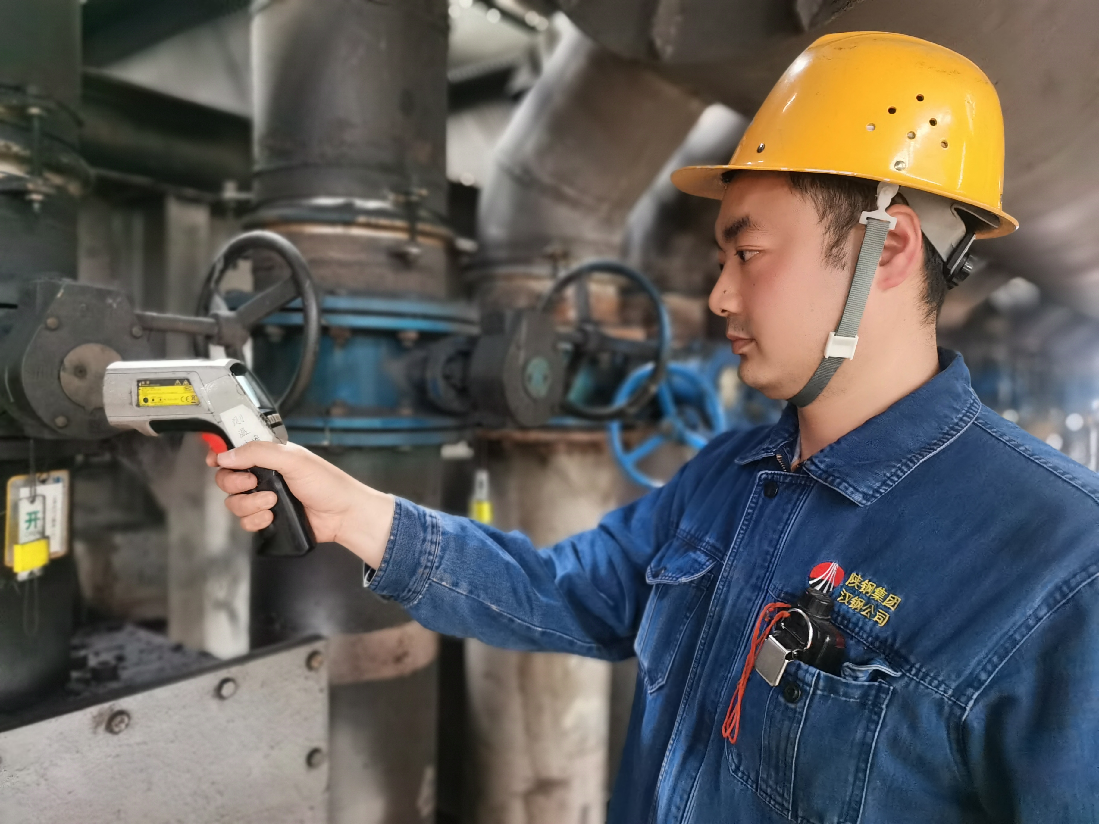 舞動青春 他們是最美的“藍衣戰士” 舞動青春 他們是最美的“藍衣戰士”