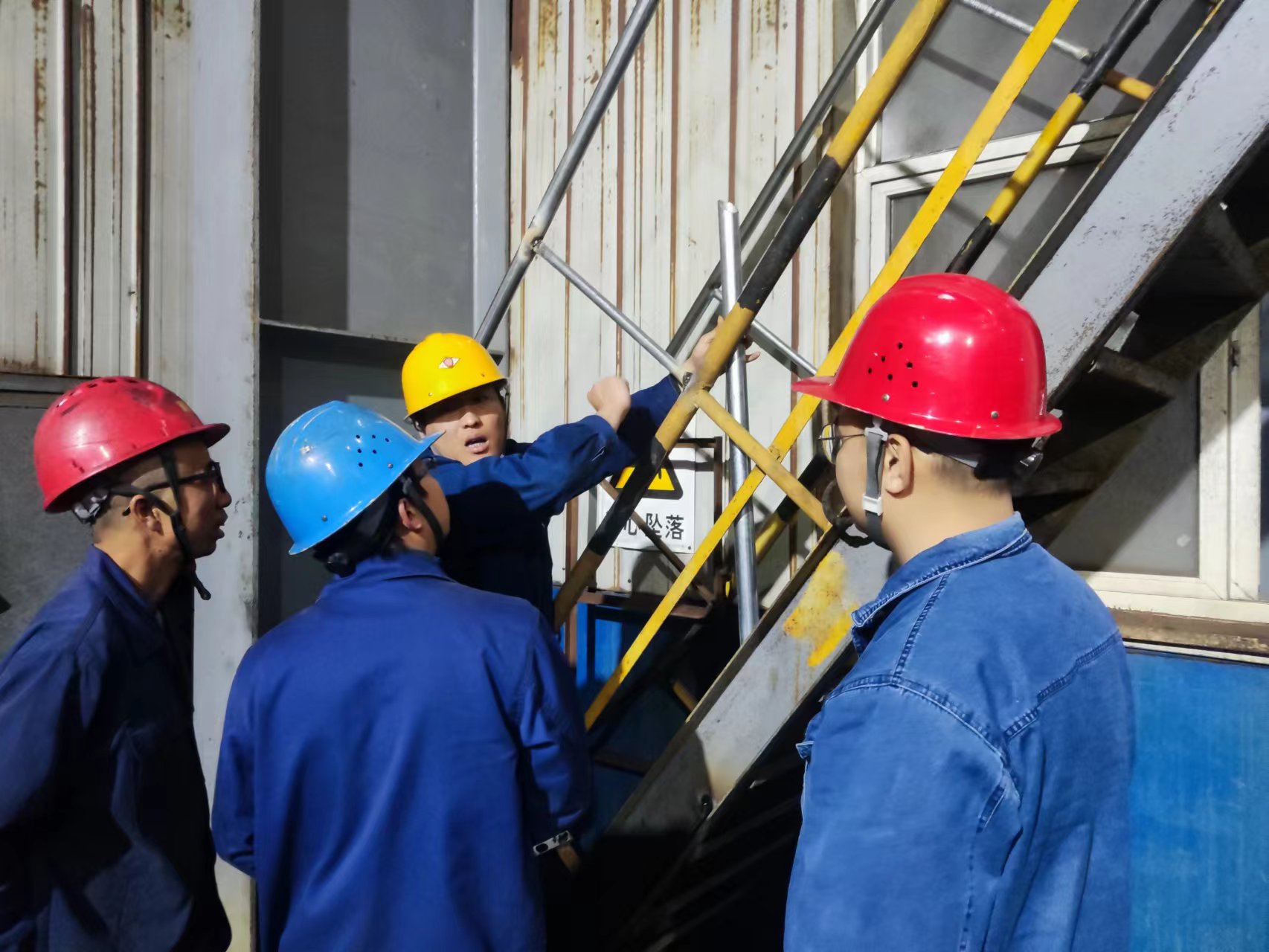 ����Σ���顰�����������@����ȫ�����������ؼ���