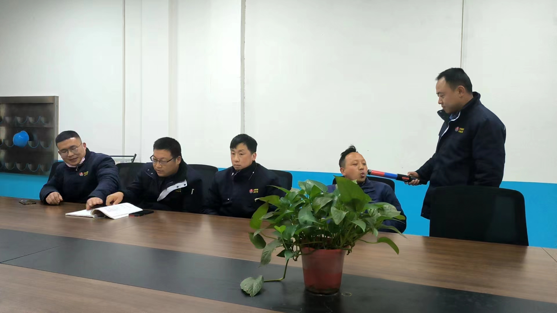 �������ࡱ�ڍ� ��ȫ������