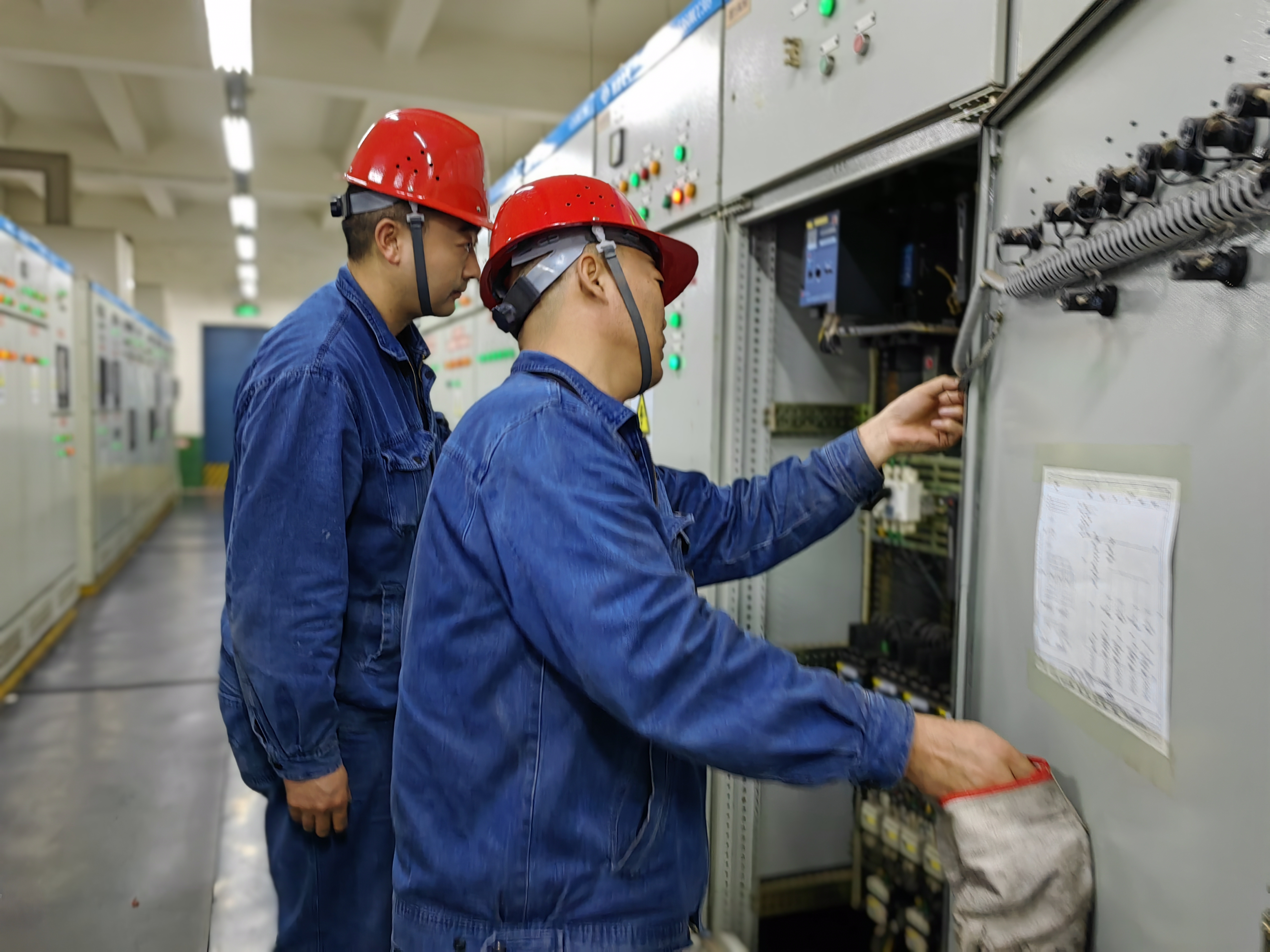 ��÷���ء����ֽ��������^���ա��˟��P��