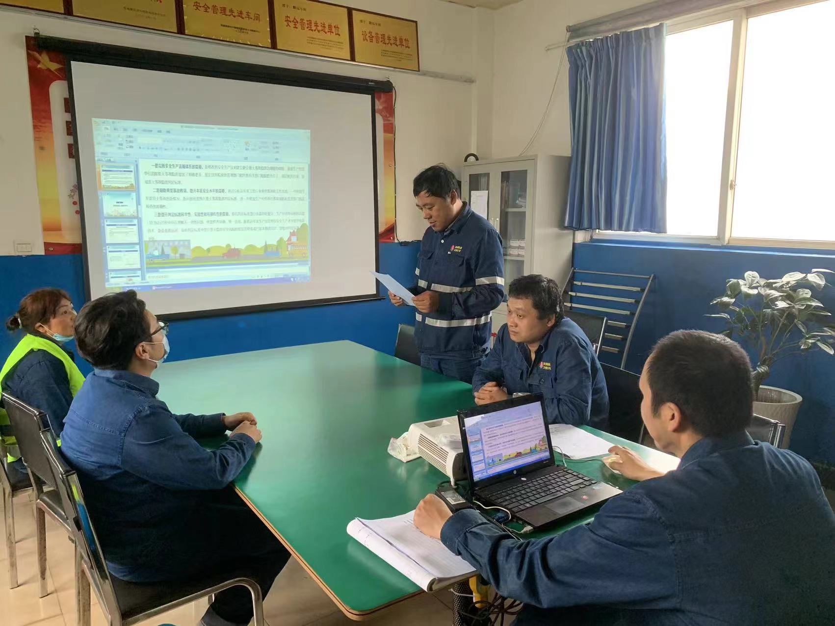 “三線共進” 安全生產月活動成效斐然 “三線共進” 安全生產月活動成效斐然