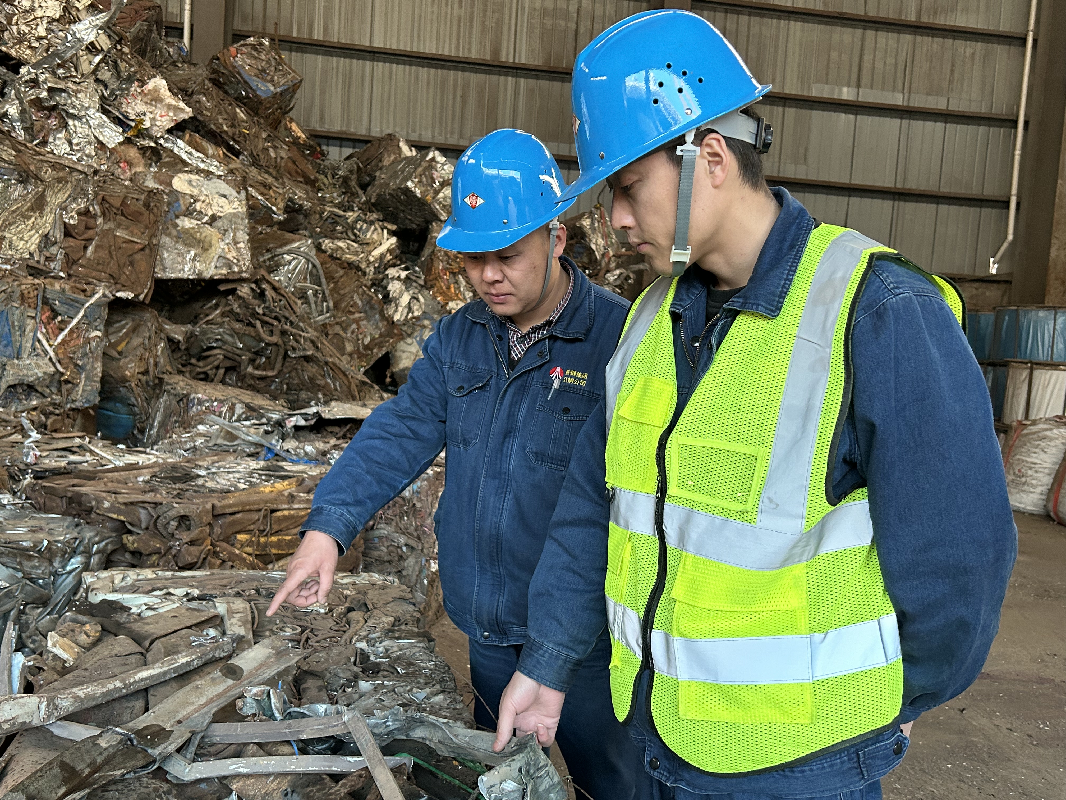 �Գ��|������  ������������