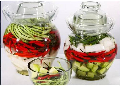 家里的酸菜壇子 家里的酸菜壇子