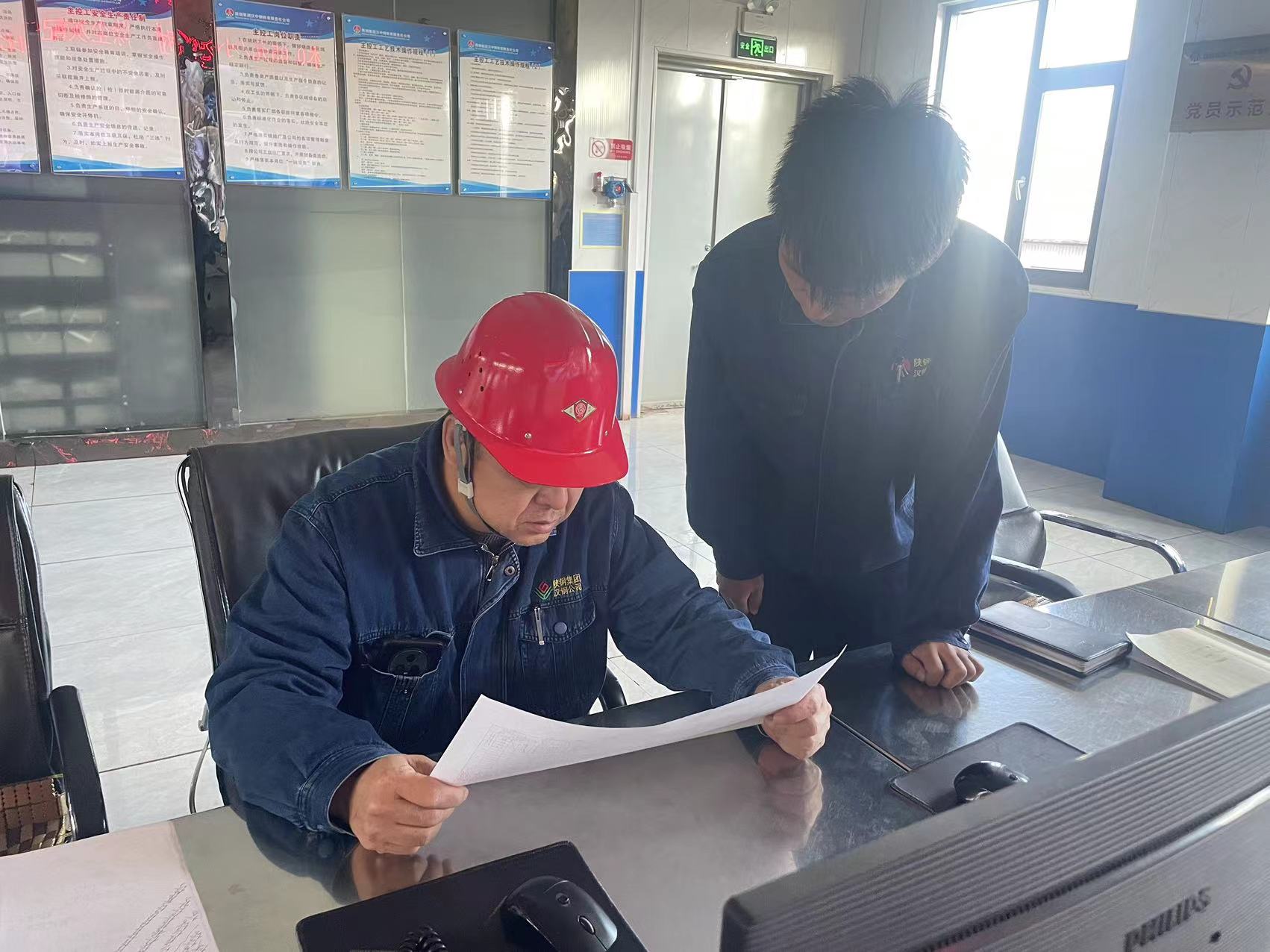 ���­h���������ԣ������Gɫ��̼��Ч�\��