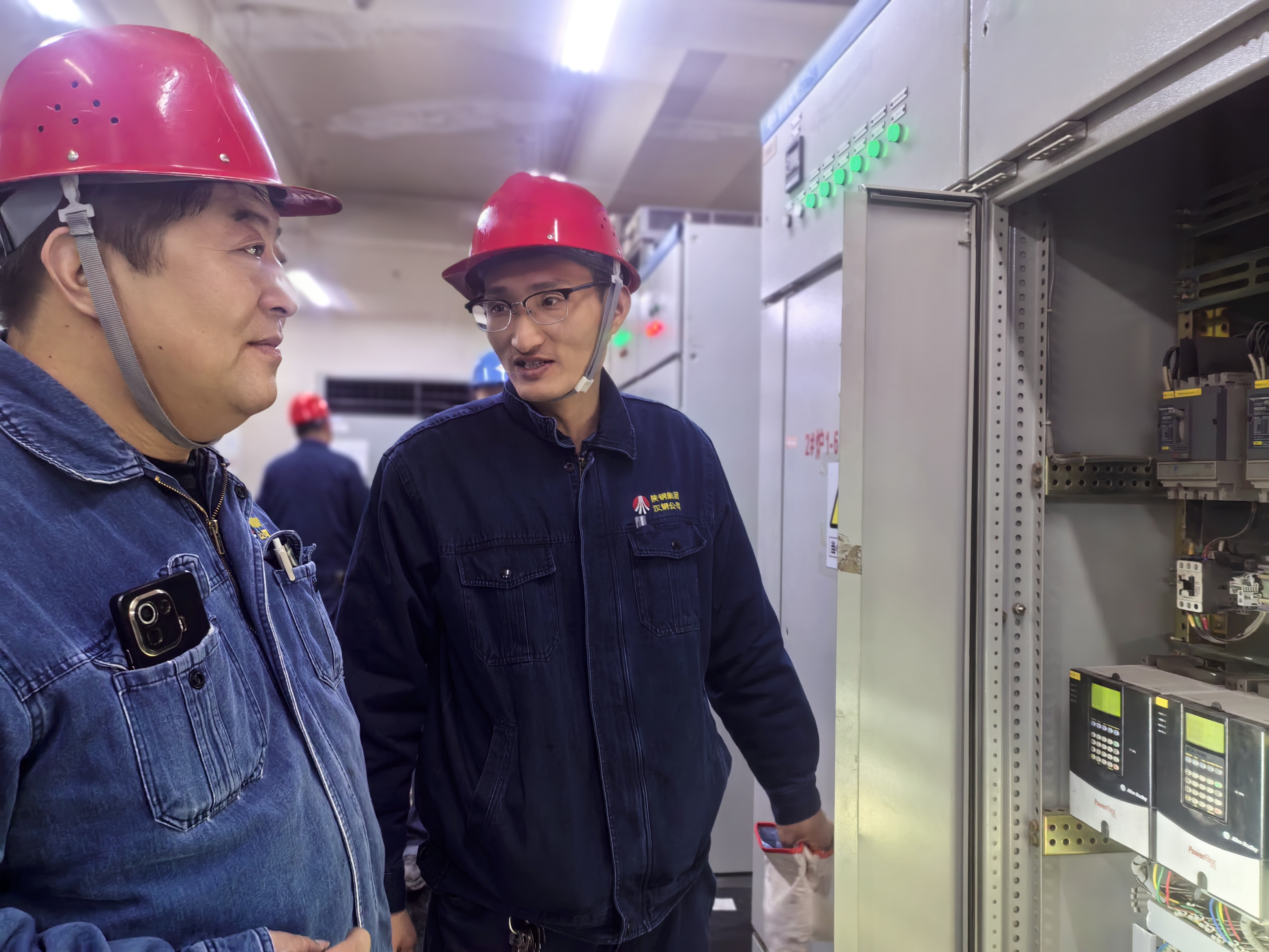 “鋼”好有位“筑基人” “鋼”好有位“筑基人”