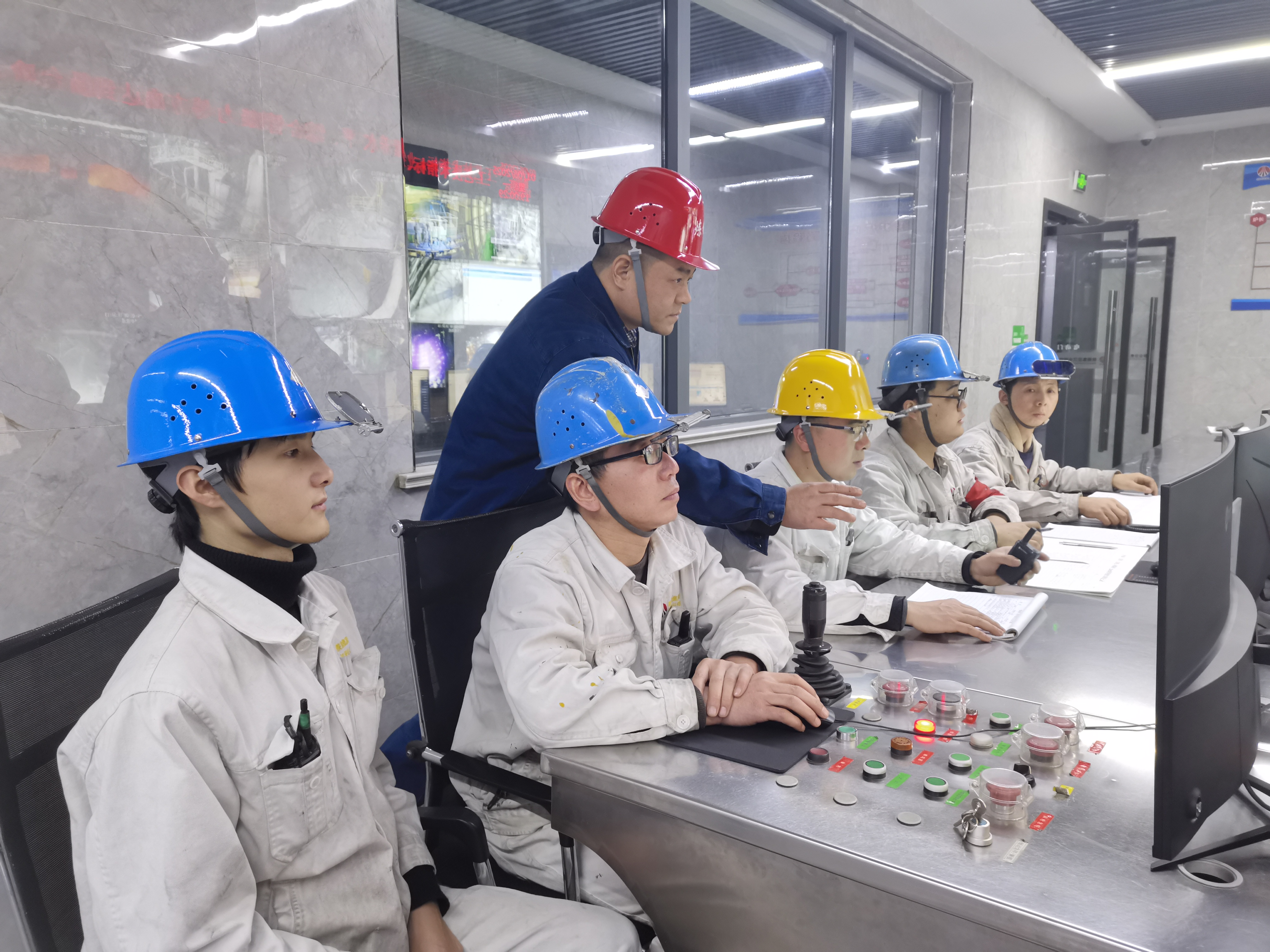 �����������ĉ�œʯ���ܳ����M���ļ��ٶ�